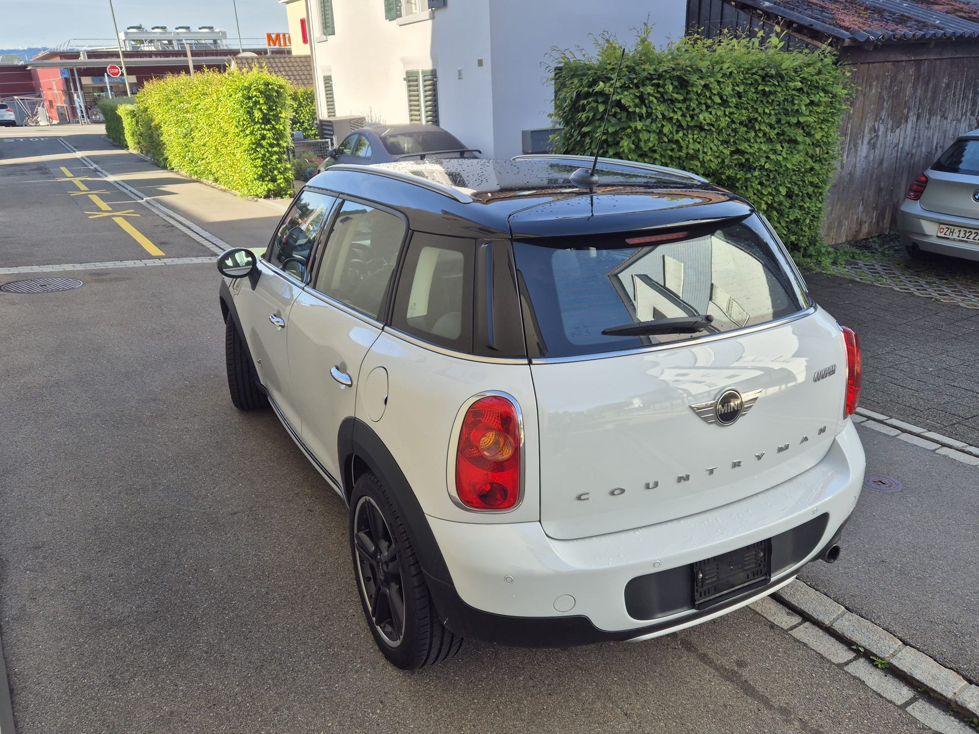 MINI 1.6i Cooper ALL4-image-5