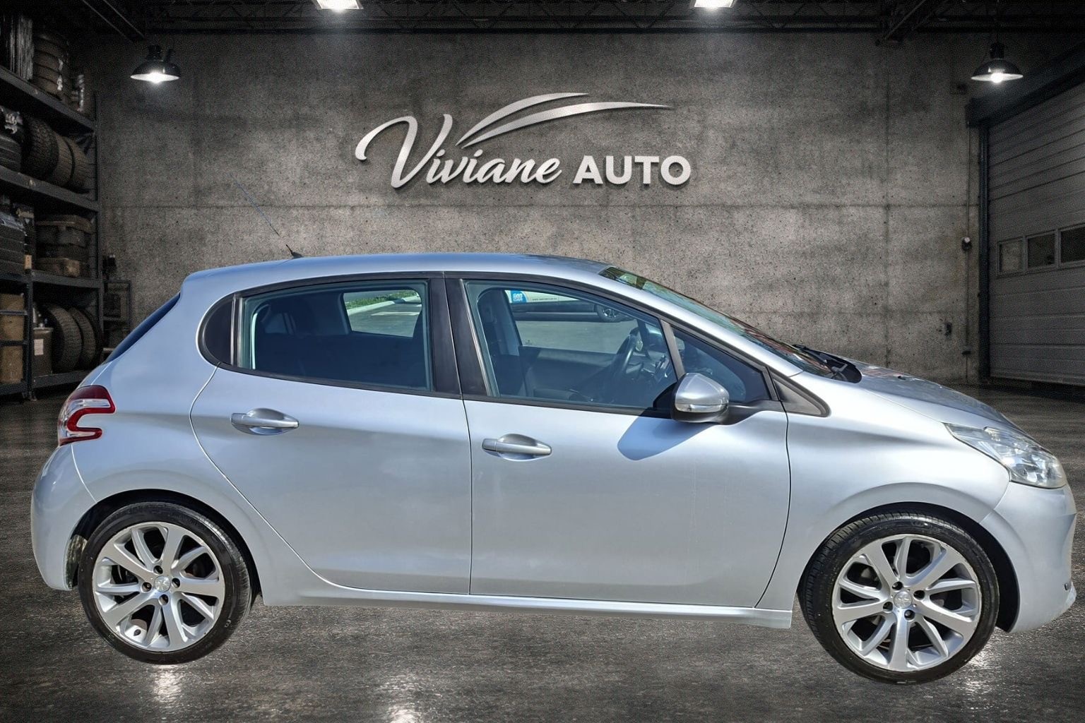 PEUGEOT 208 1.4 VTI Active-image-4