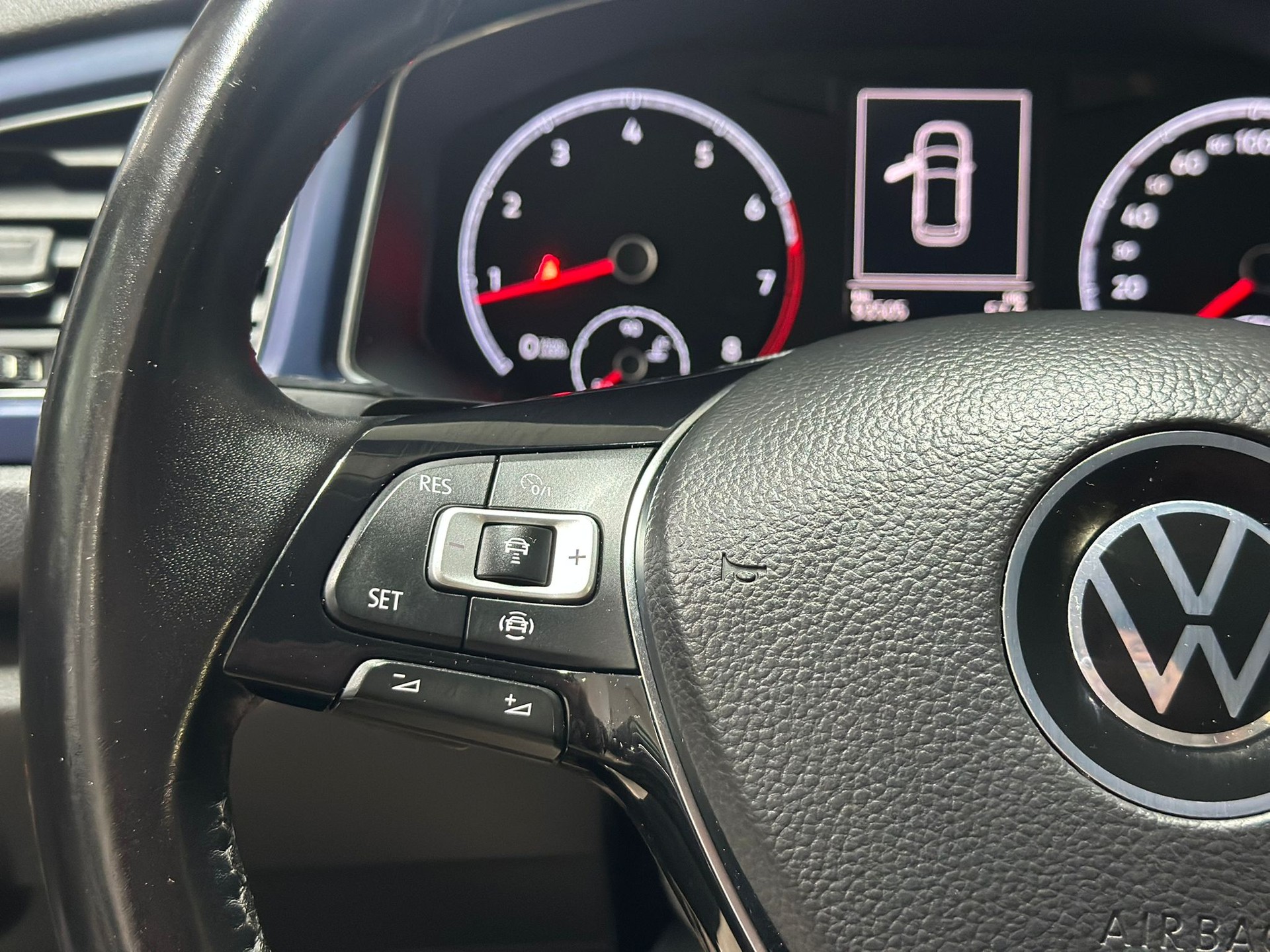 VW T-Roc 1.5 TSI EVO Advance DSG-image-12