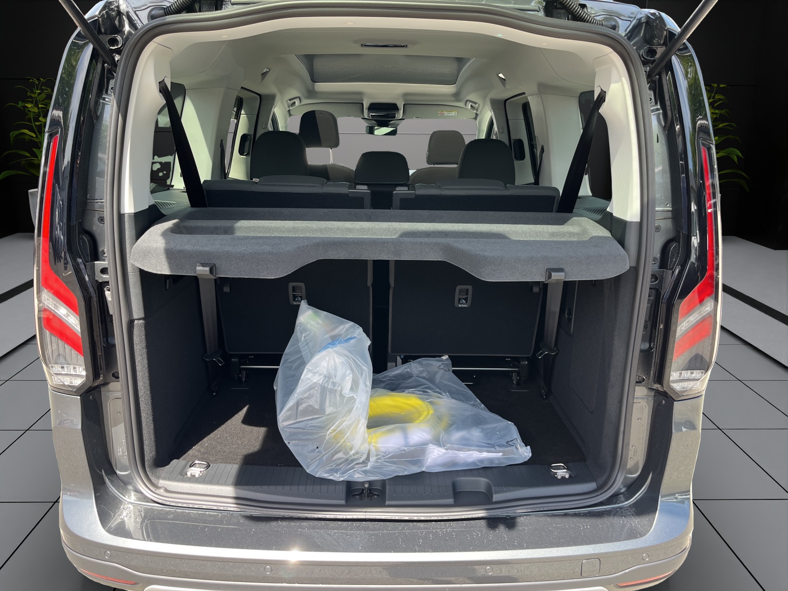 Image FORD TOURNEO-CONNECT Grand Tourneo Connect 1.5 PHEV Active Automat