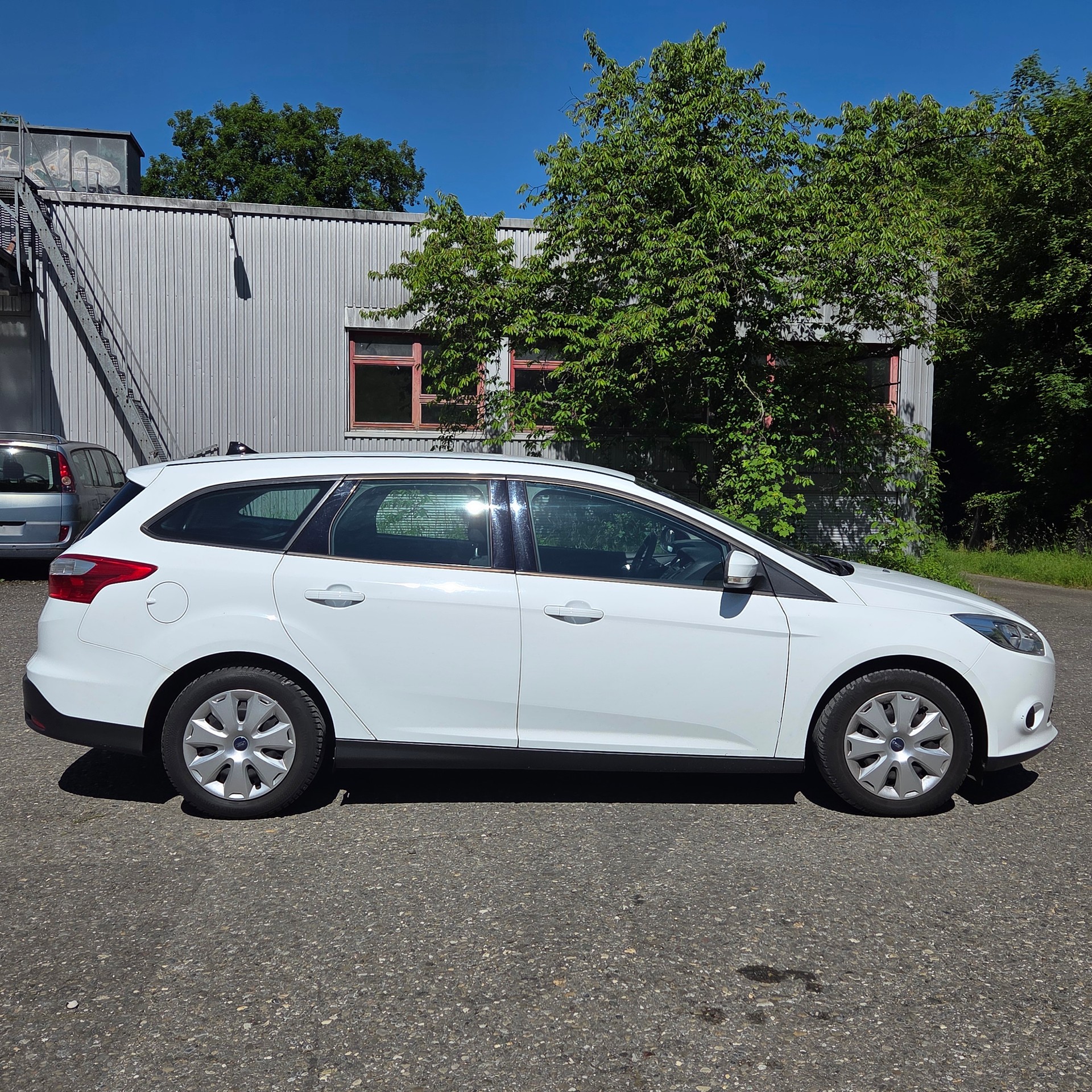 FORD Focus 1.6 TDCi Trend-image-4