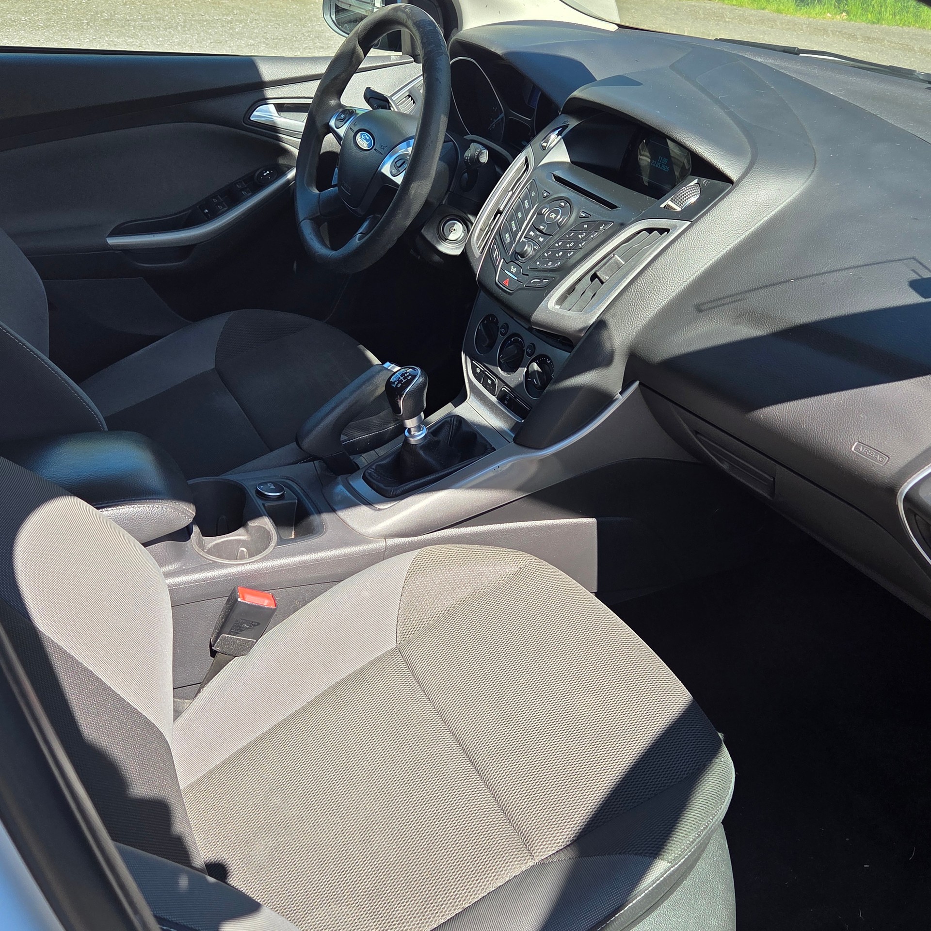 FORD Focus 1.6 TDCi Trend-image-8