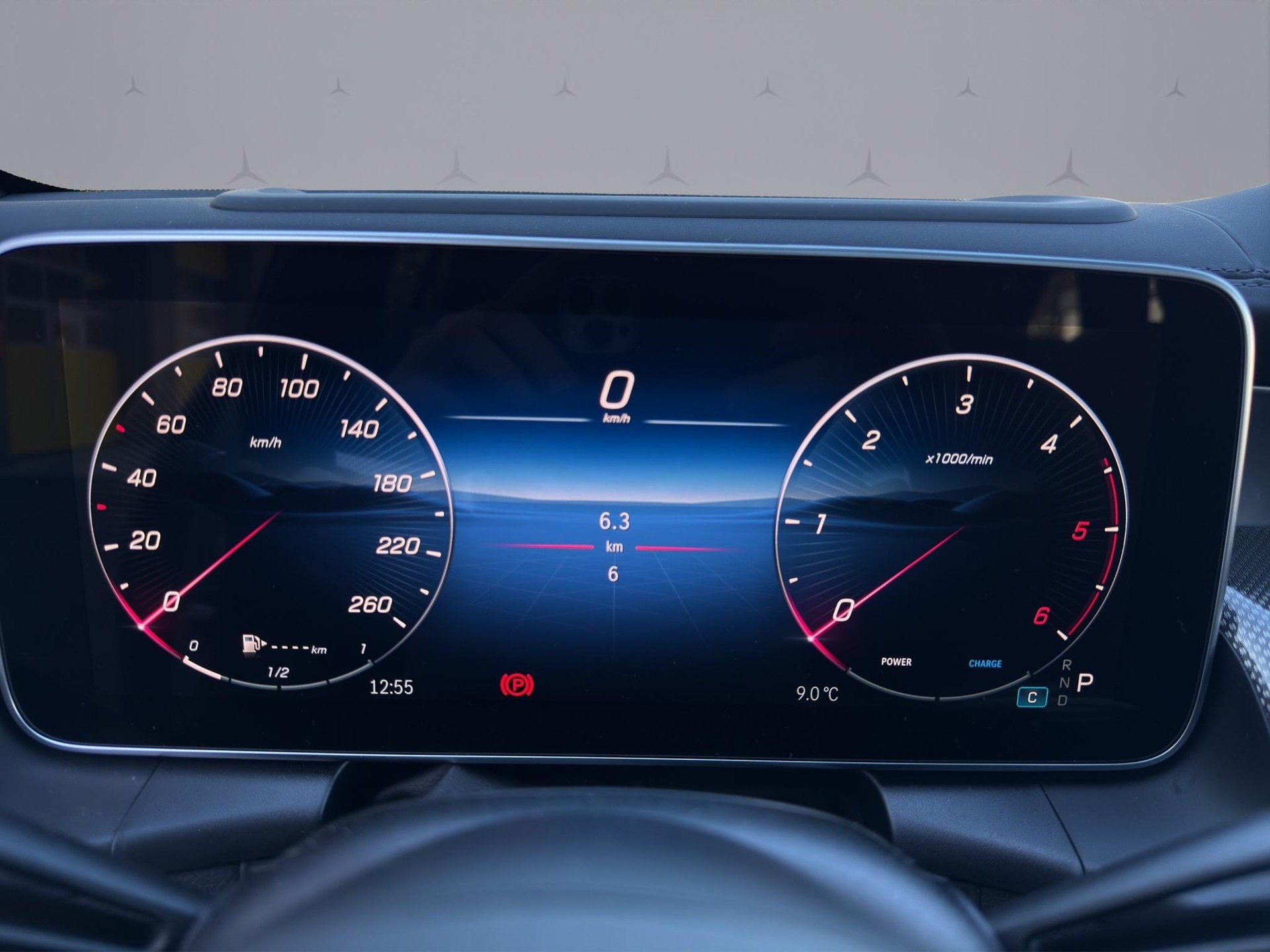 MERCEDES-BENZ GLC 220 d AMG Line 4matic-image-10
