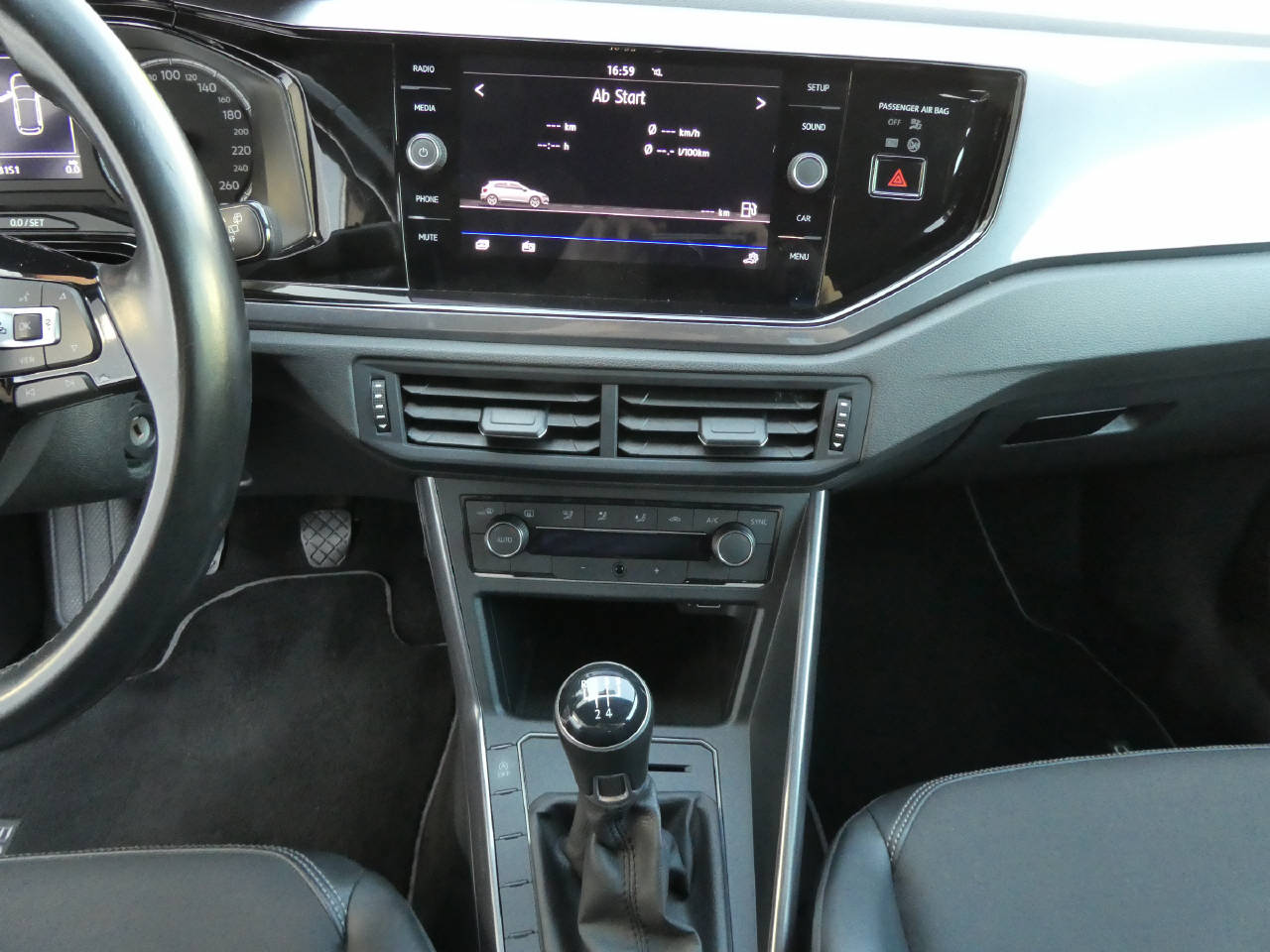 VW Polo 1.0 TSI Comfortline-image-13