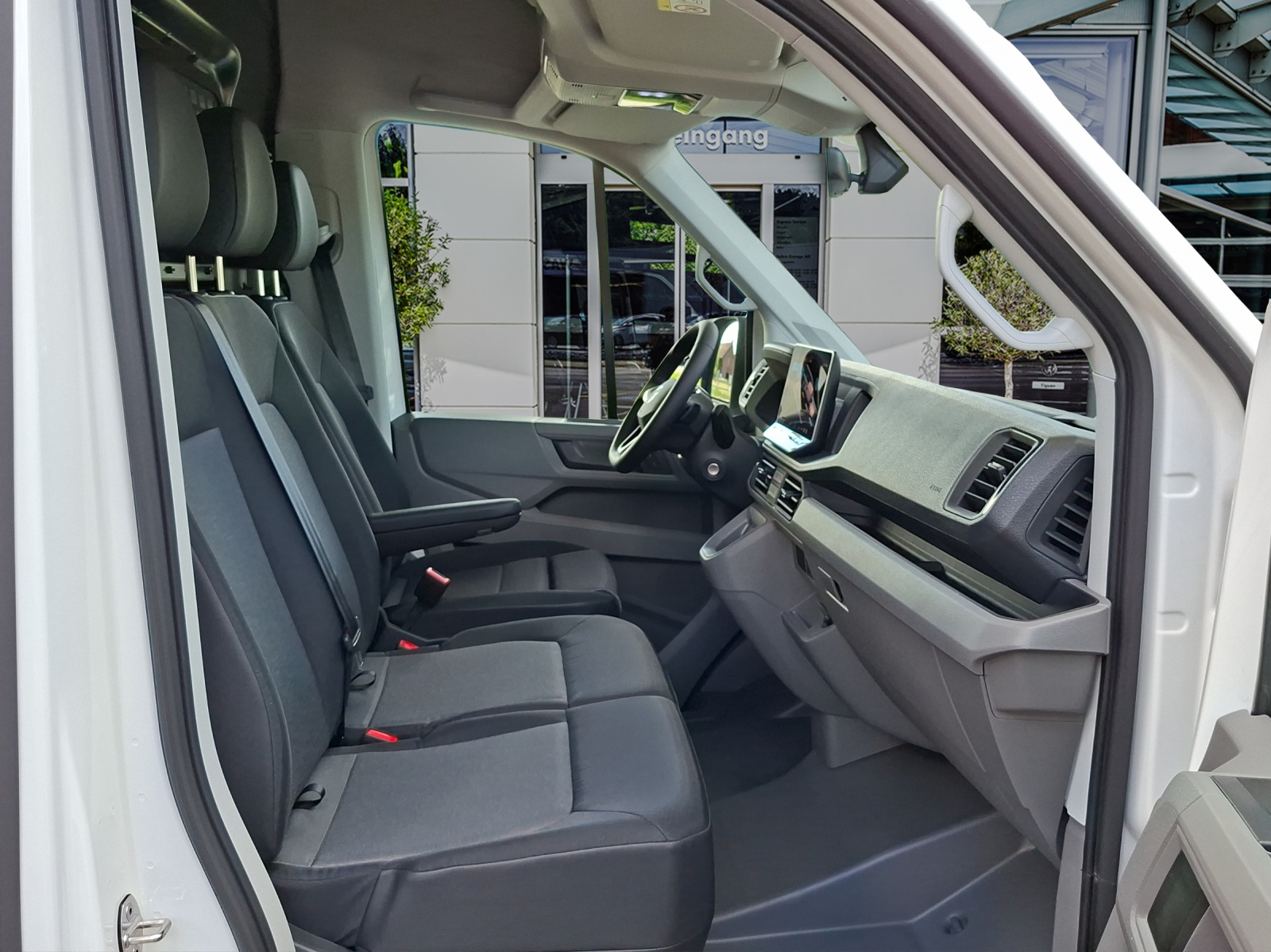 VW Crafter 35 2.0 BiTDI L3 4Motion A-image-19