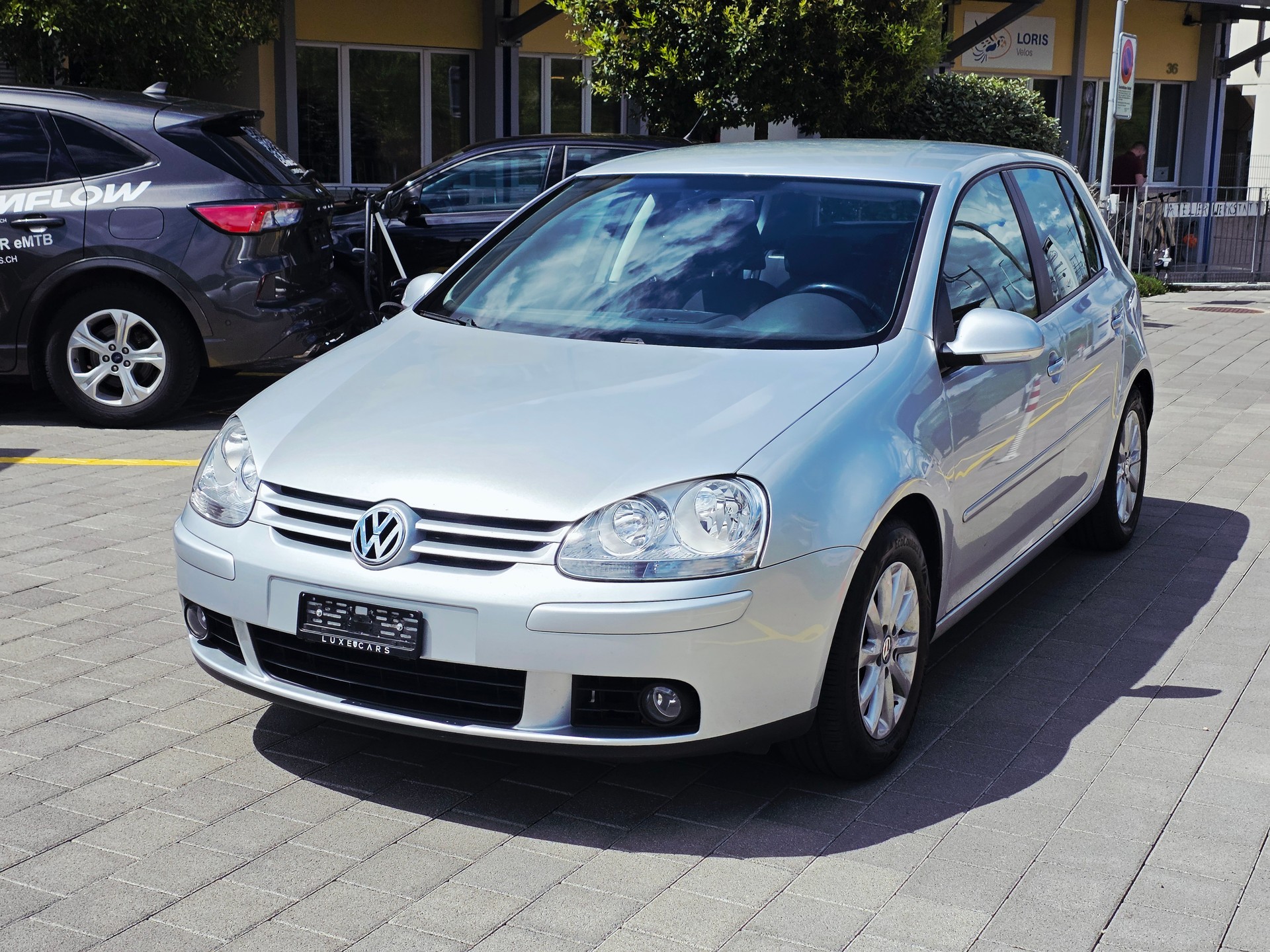VW Golf 1.4 TSI Comfortline DSG*FRISCH MFK UND SERVICE*8 FACH*ANDROID AUTO*-image-2