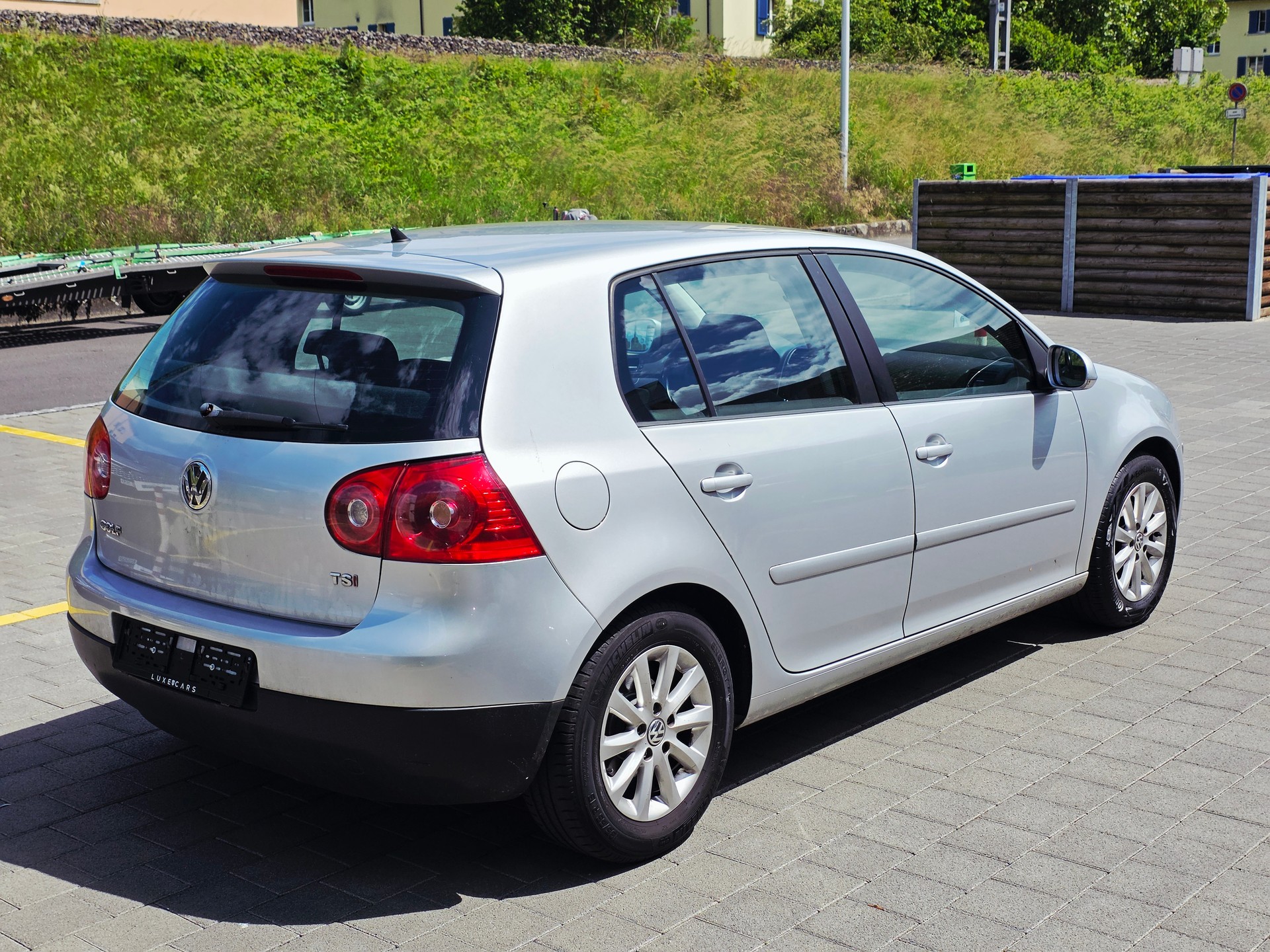 VW Golf 1.4 TSI Comfortline DSG*FRISCH MFK UND SERVICE*8 FACH*ANDROID AUTO*-image-4