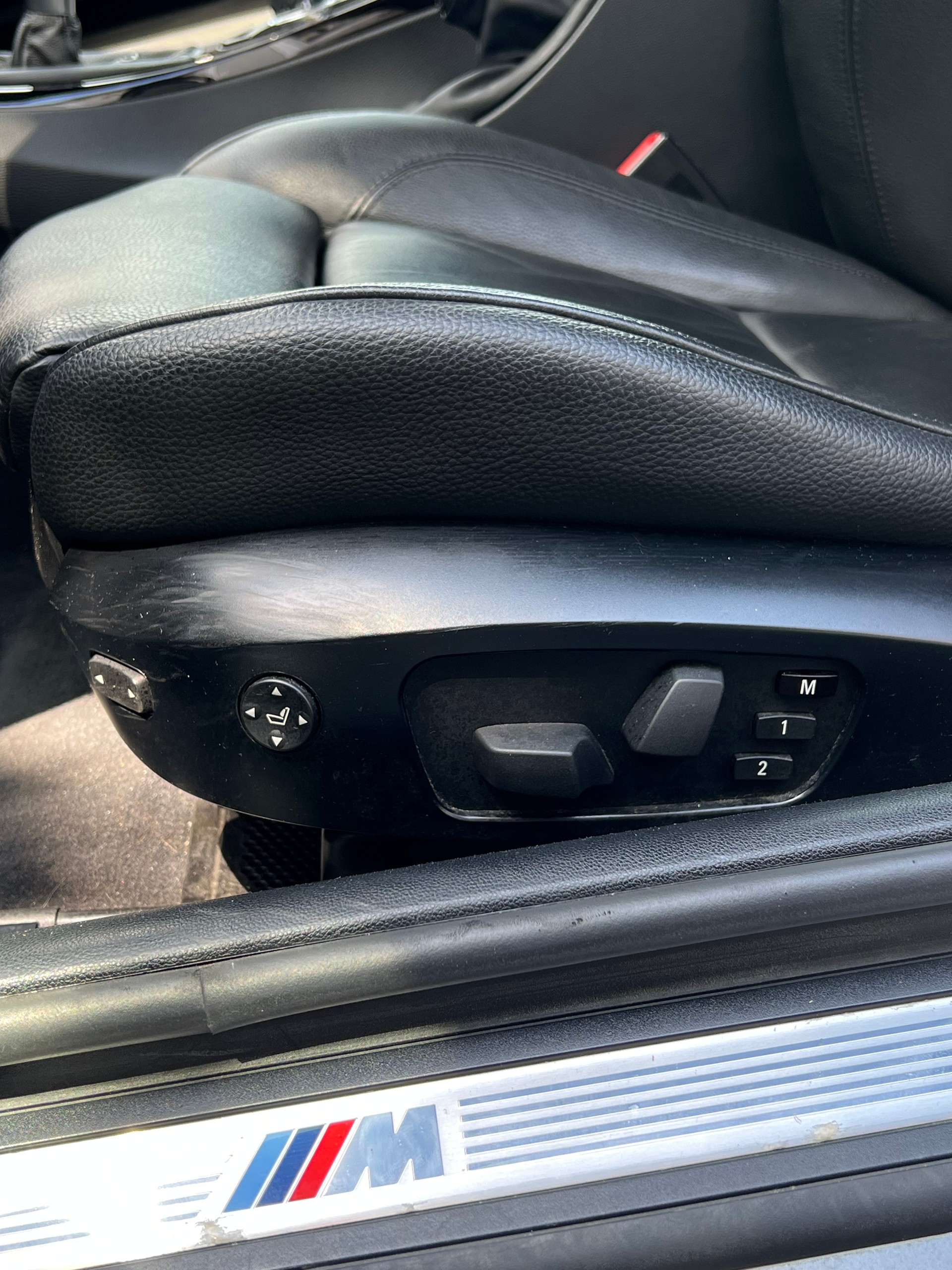 BMW 335i xDrive M-Paket Coupé-image-11