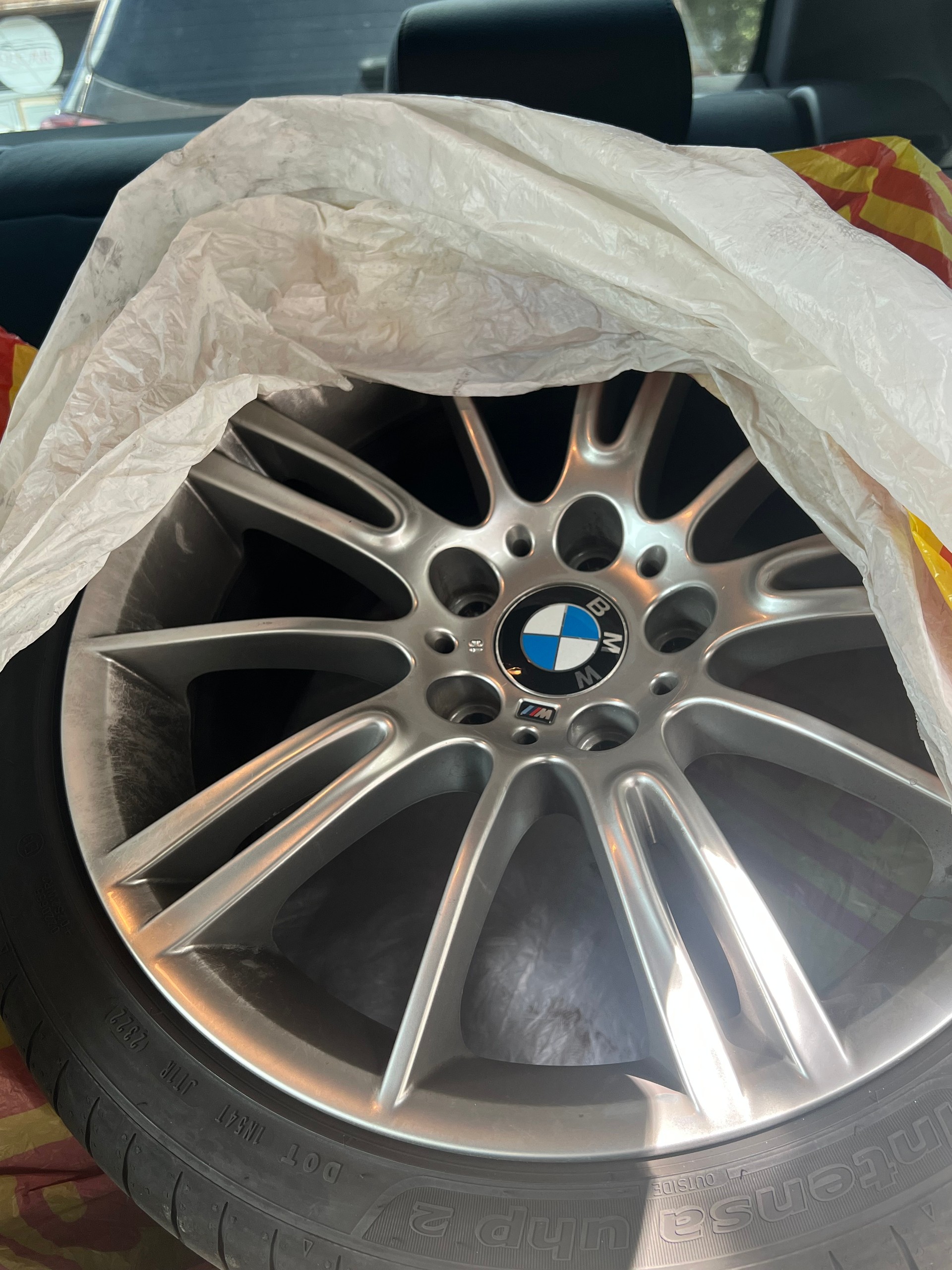BMW 335i xDrive M-Paket Coupé-image-12