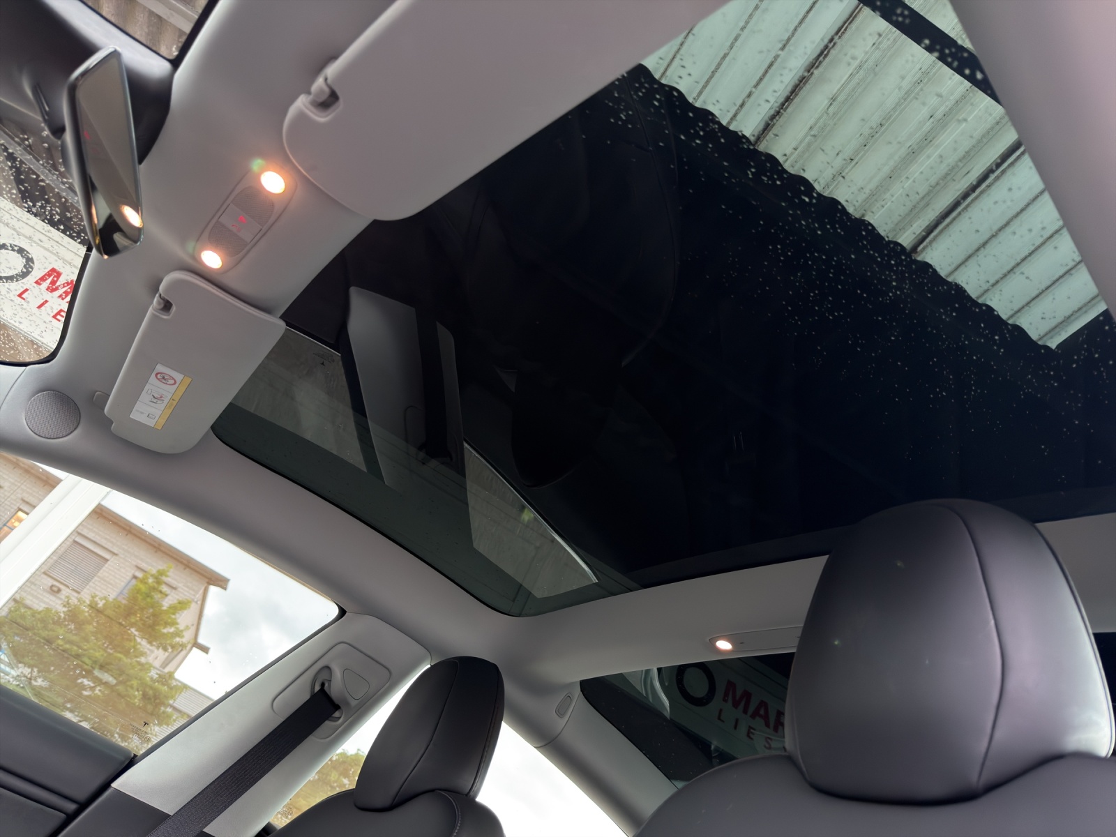 TESLA Model 3 Long Range Dual Motor AWD-image-9