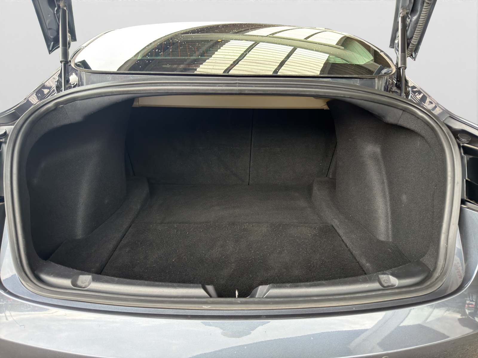 TESLA Model 3 Long Range Dual Motor AWD-image-14