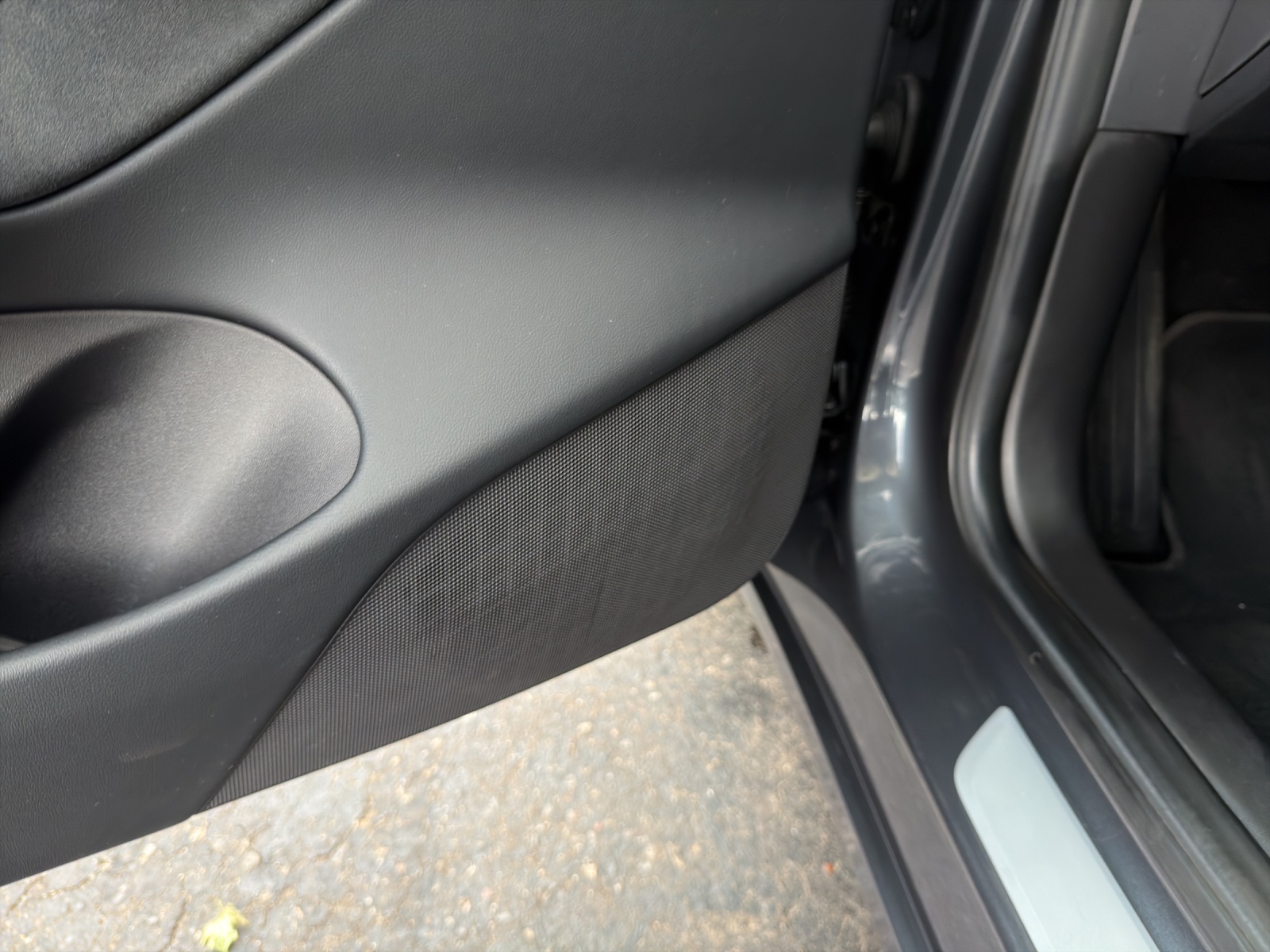 TESLA Model 3 Long Range Dual Motor AWD-image-16