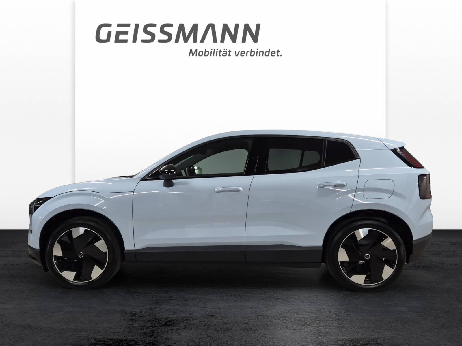 VOLVO EX30 E60 Plus-image-2
