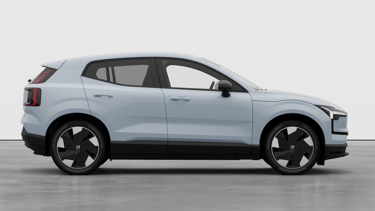 VOLVO EX30 E60 Plus-showroom-element-3
