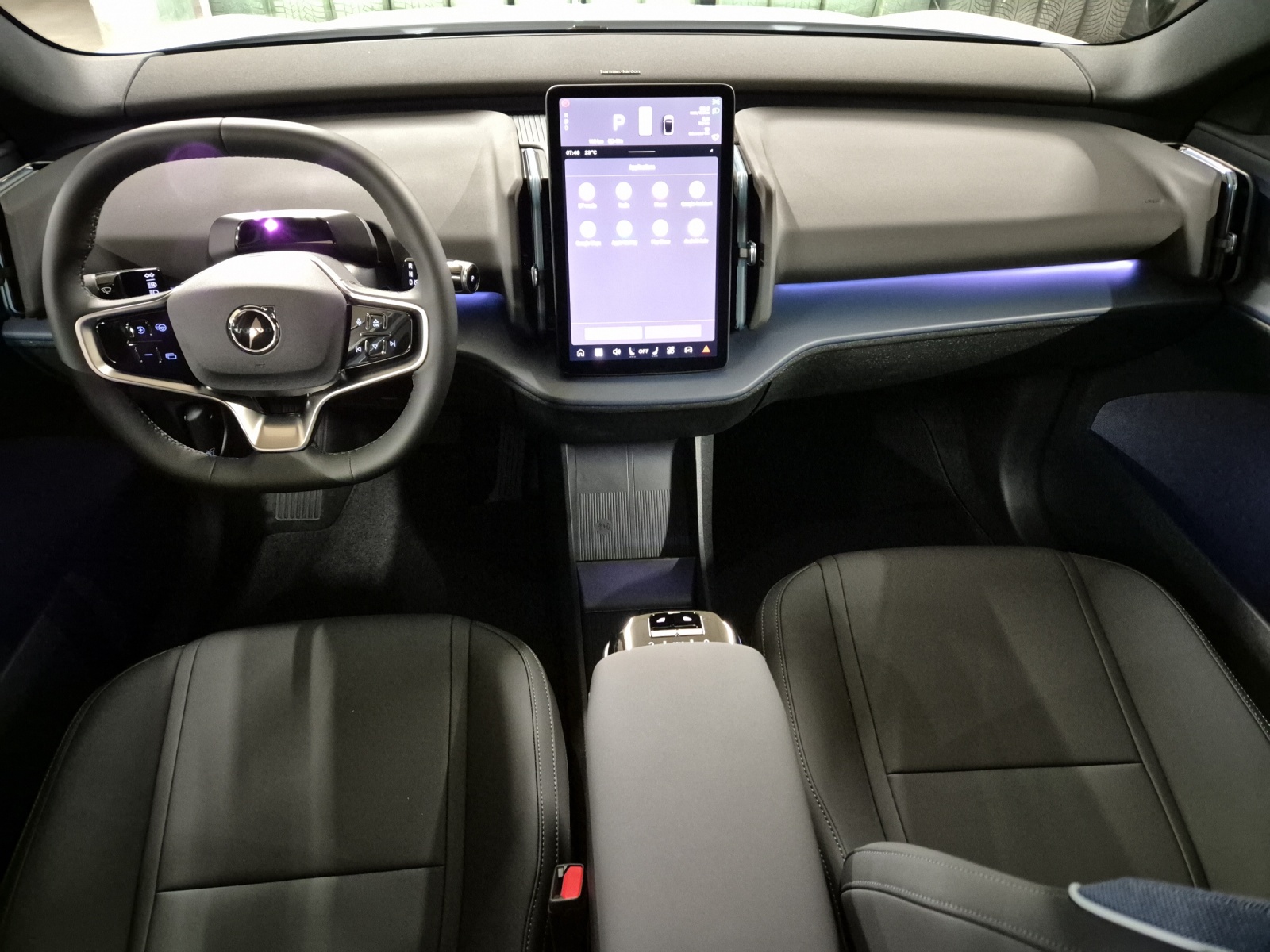 VOLVO EX30 E60 Plus-image-10