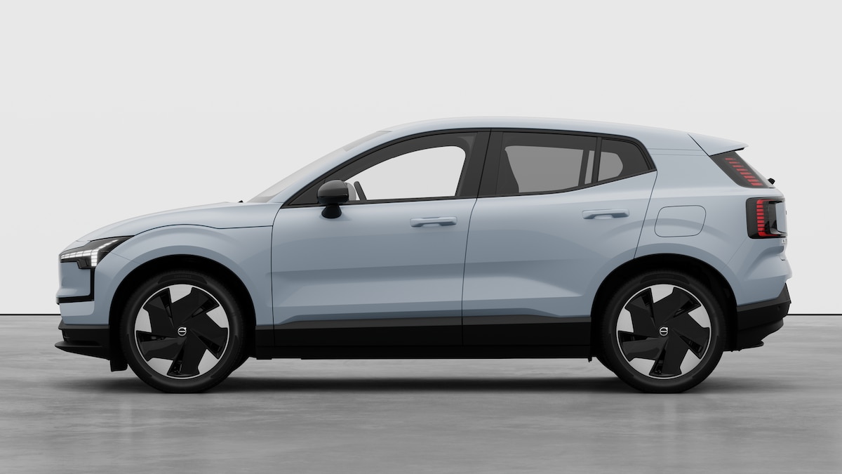 VOLVO EX30 E60 Plus-showroom-element-2