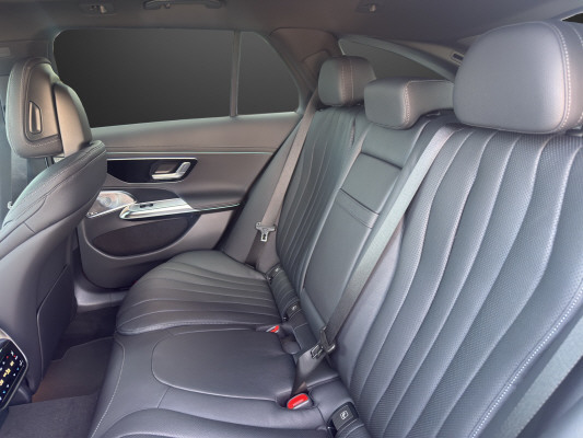 MERCEDES-BENZ E 300 de T 4M 9G-Tronic-image-9