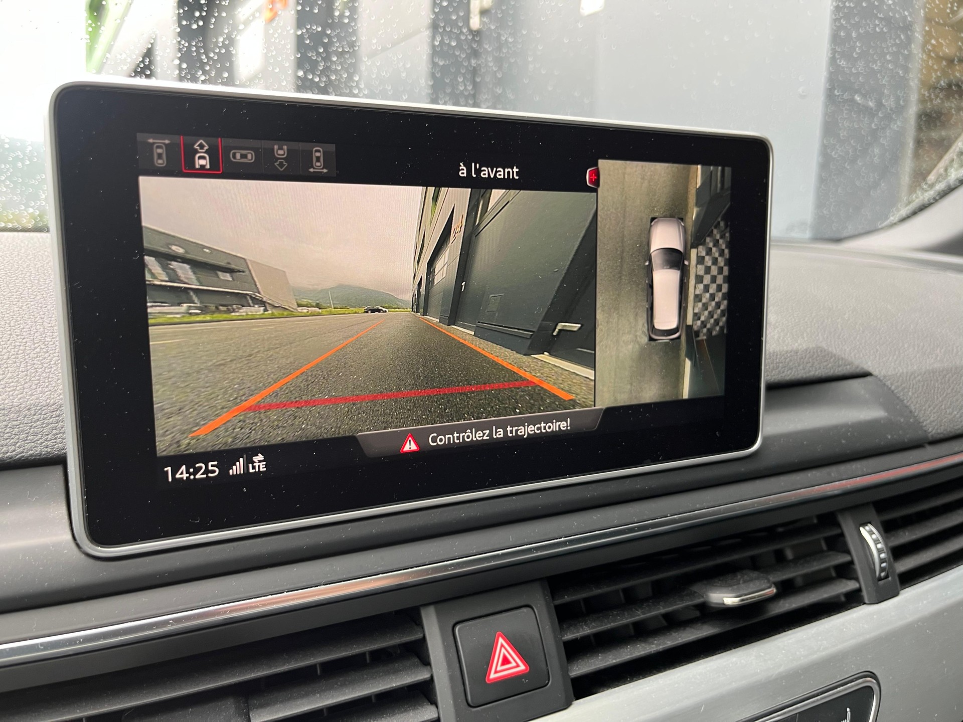 AUDI S4 Avant 3.0 TFSI quattro tiptronic-image-21