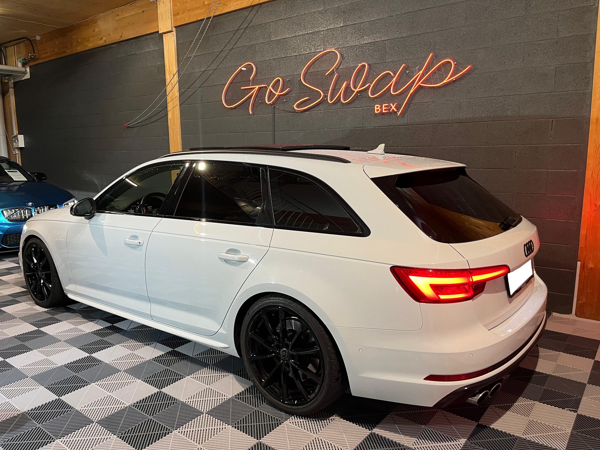 AUDI S4 Avant 3.0 TFSI quattro tiptronic-image-8