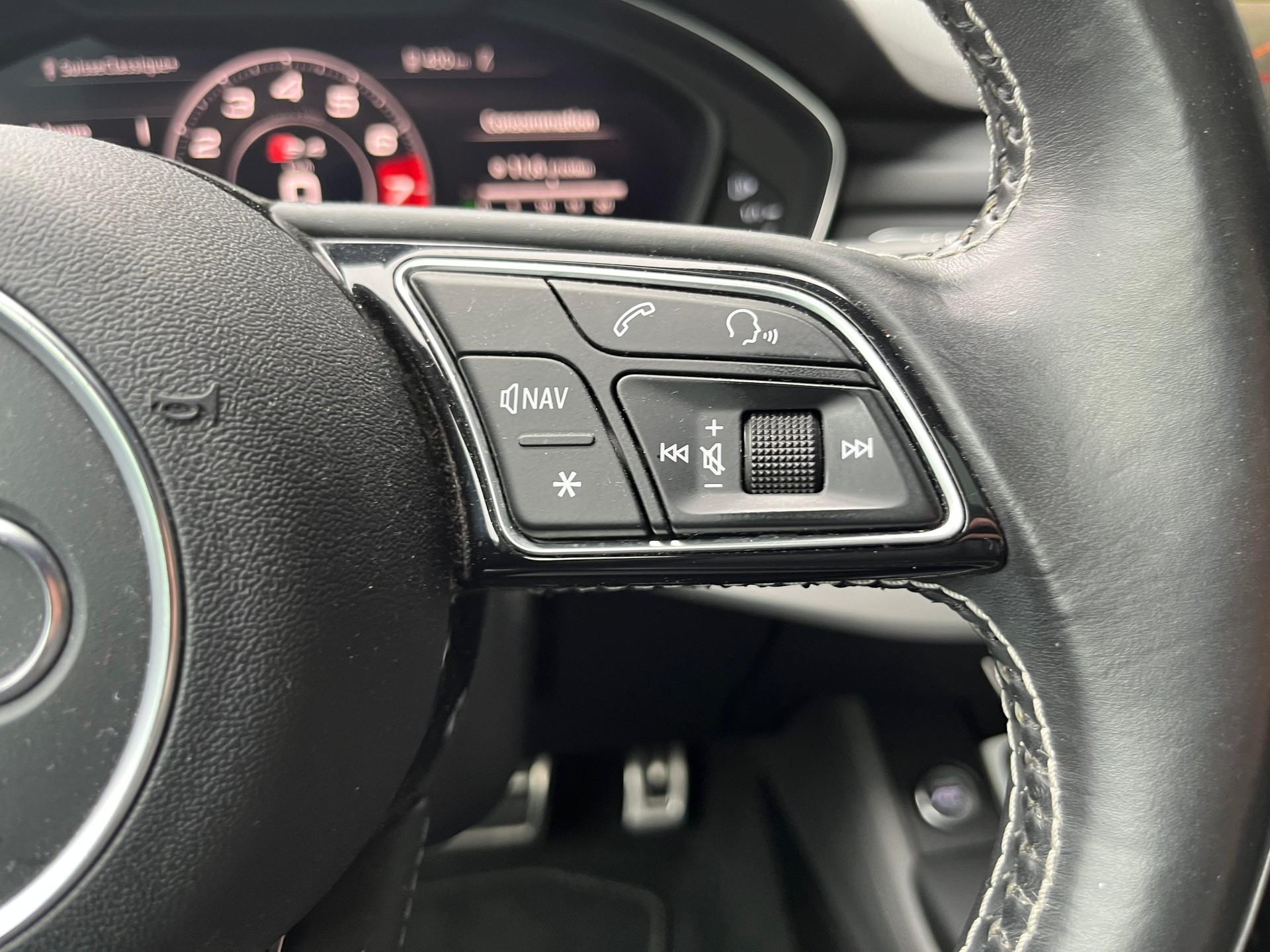 AUDI S4 Avant 3.0 TFSI quattro tiptronic-image-20