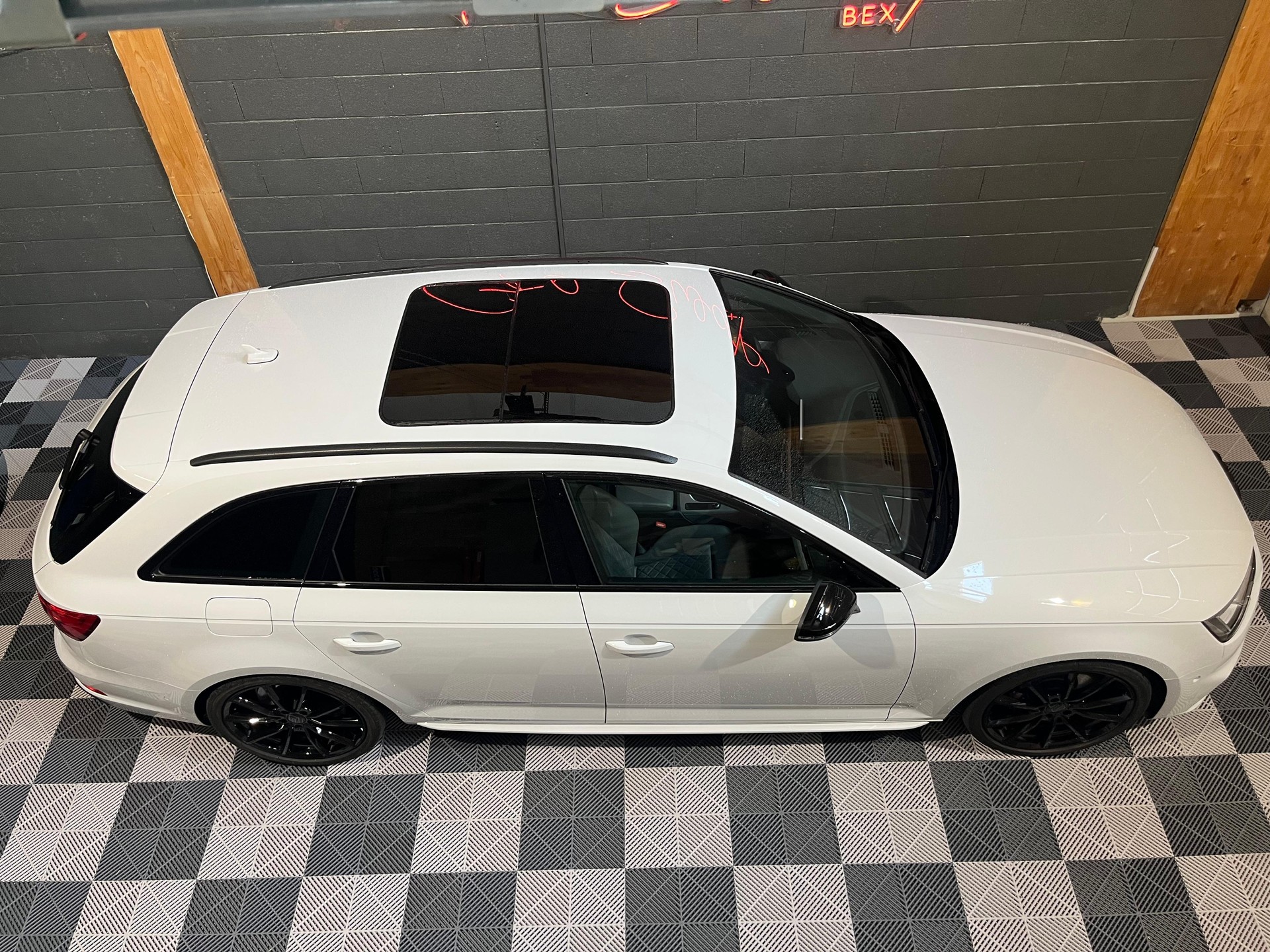 AUDI S4 Avant 3.0 TFSI quattro tiptronic-image-1