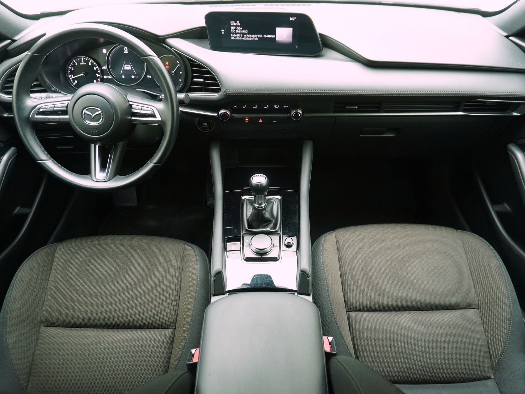 MAZDA 3 Hatchback 2.0 Ambition-image-12