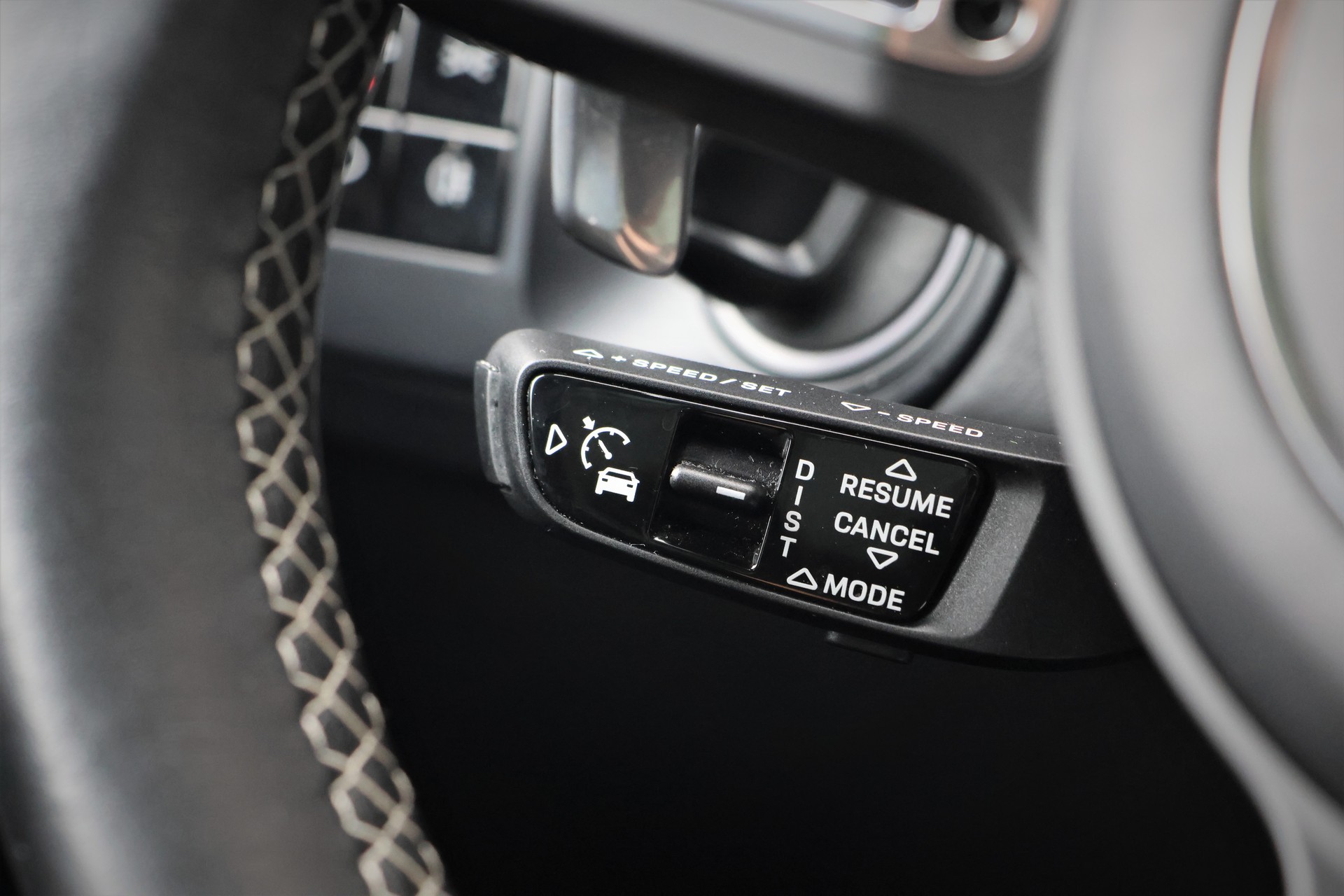 PORSCHE Cayenne Turbo S E-Hybrid (CH) "Approved bis 12/26"-image-17