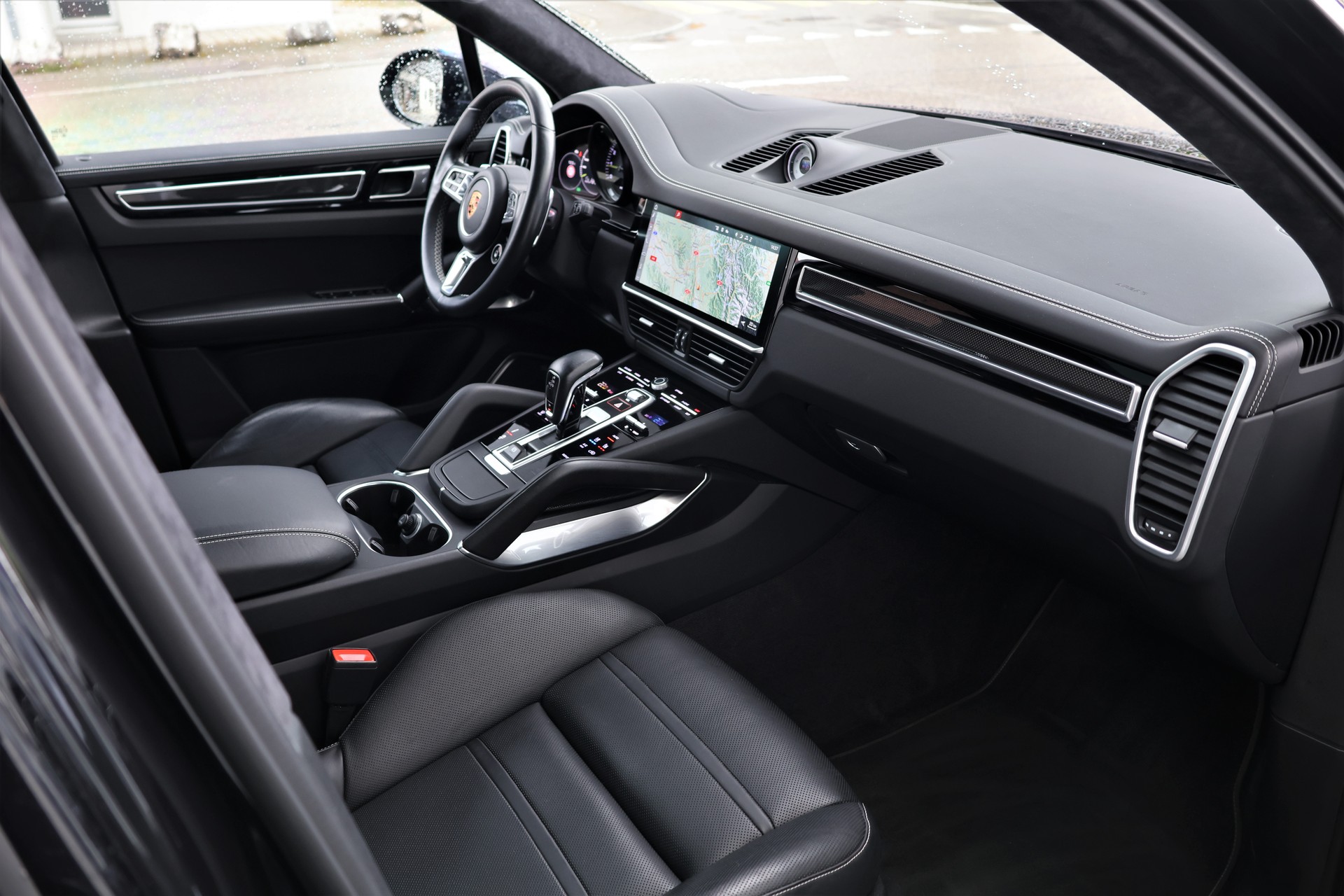 PORSCHE Cayenne Turbo S E-Hybrid (CH) "Approved bis 12/26"-image-20