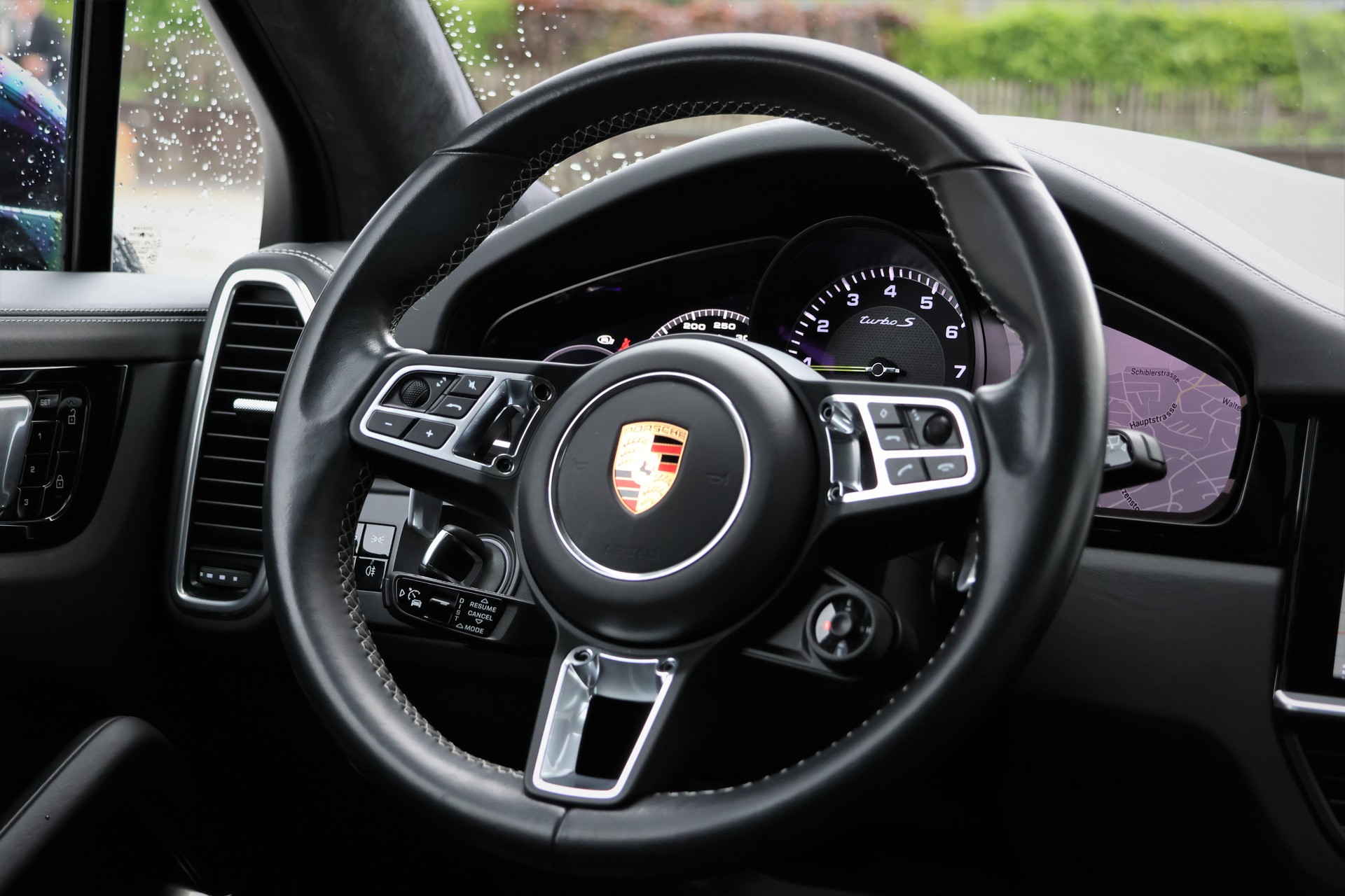 PORSCHE Cayenne Turbo S E-Hybrid (CH) "Approved bis 12/26"-image-15