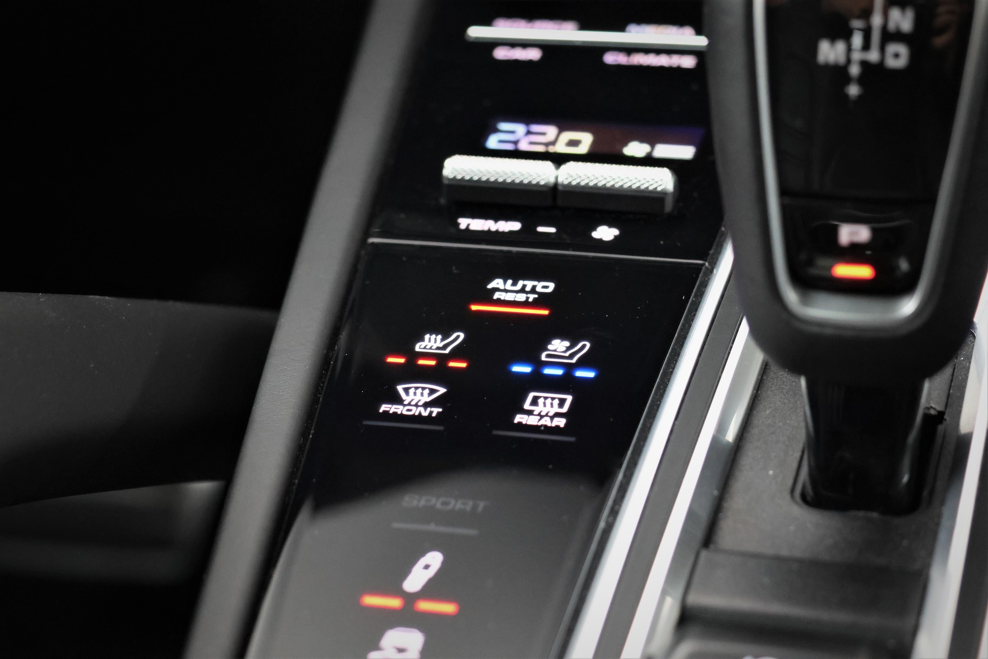 PORSCHE Cayenne Turbo S E-Hybrid (CH) "Approved bis 12/26"-image-18