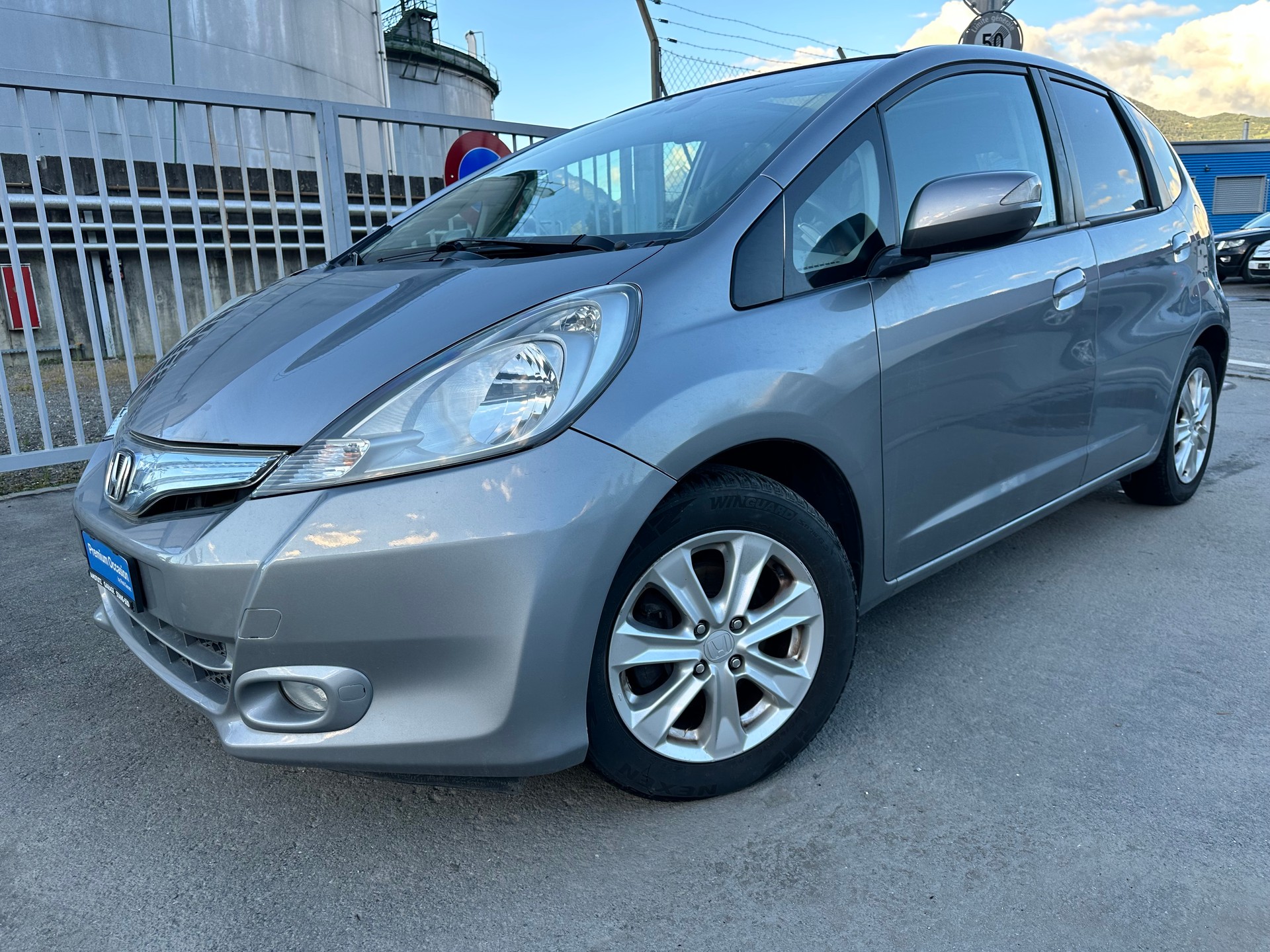 HONDA Jazz 1.3i Hybrid Elegance CVT-image-0