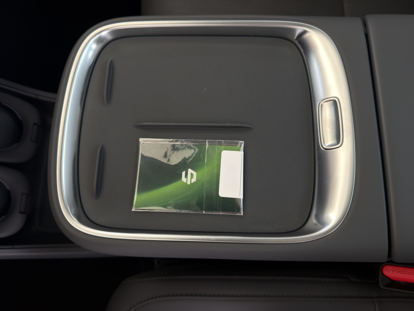 LEAPMOTOR B10 1.5 Hybrid EV-image-10