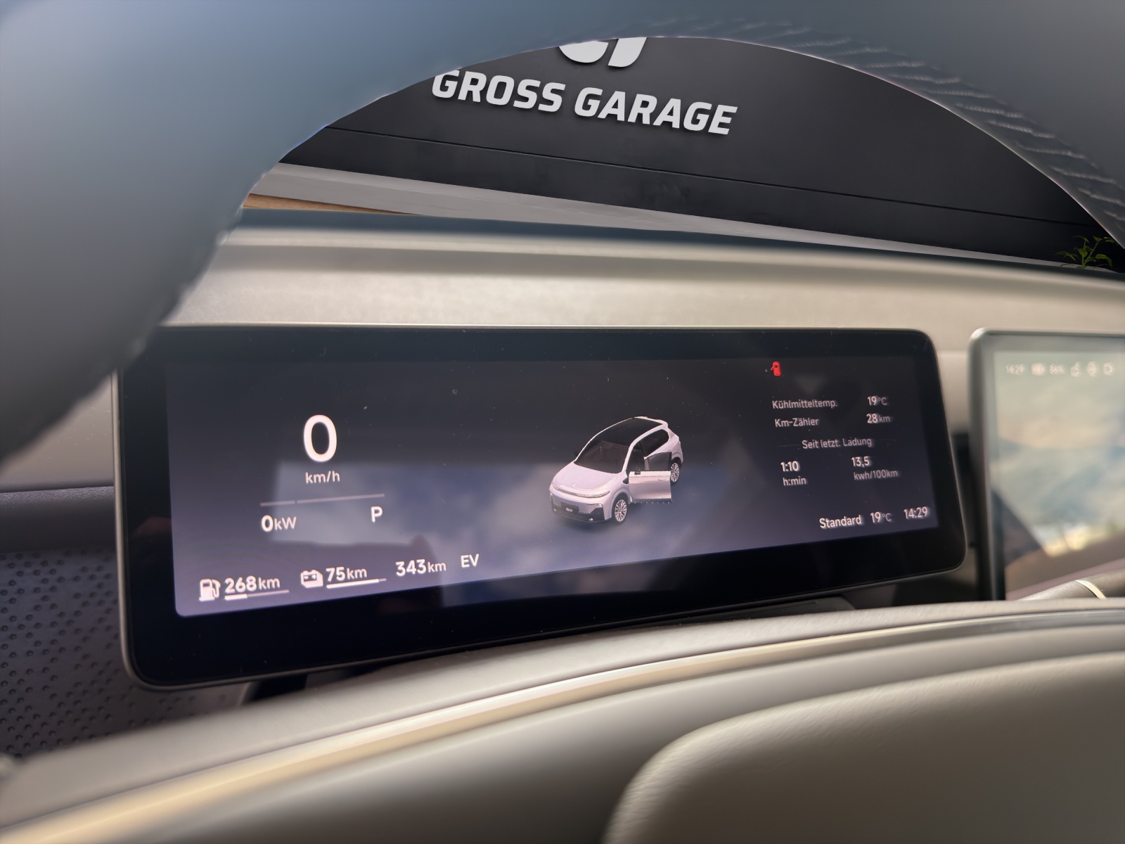 LEAPMOTOR B10 1.5 Hybrid EV-image-13