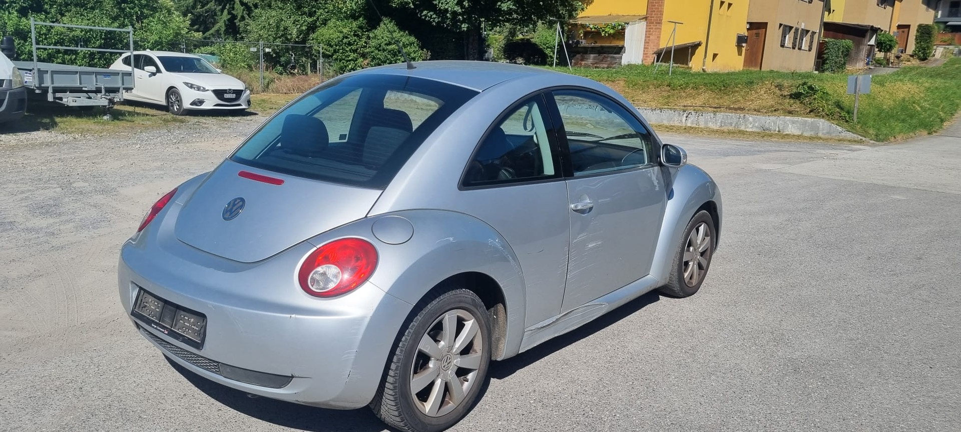 VW Beetle 1.6-image-2