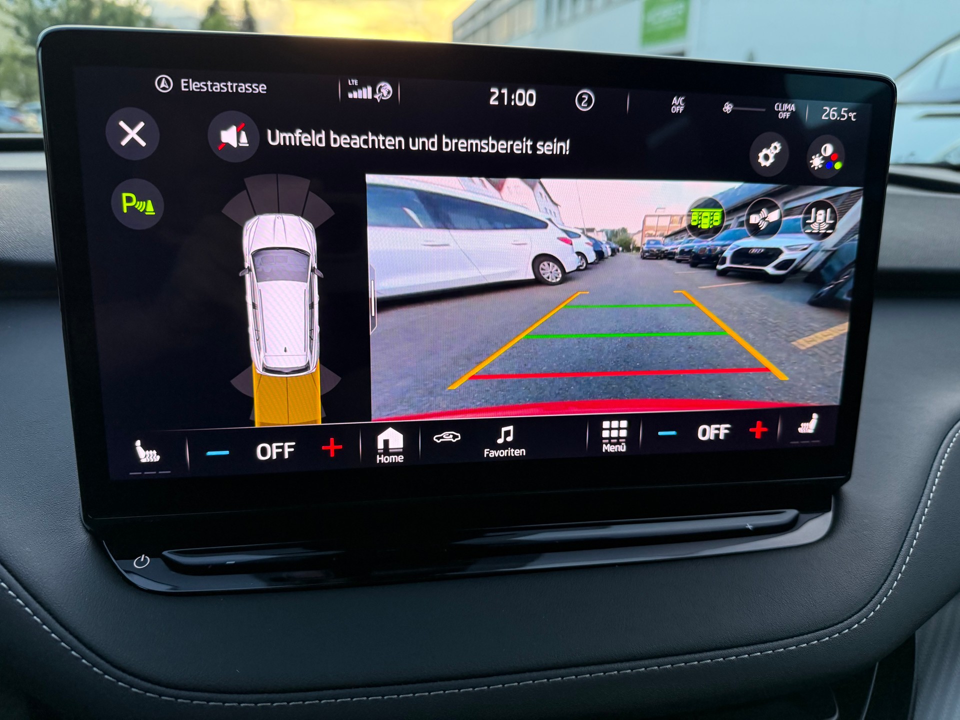 SKODA Enyaq iV 80x SportLine-image-13
