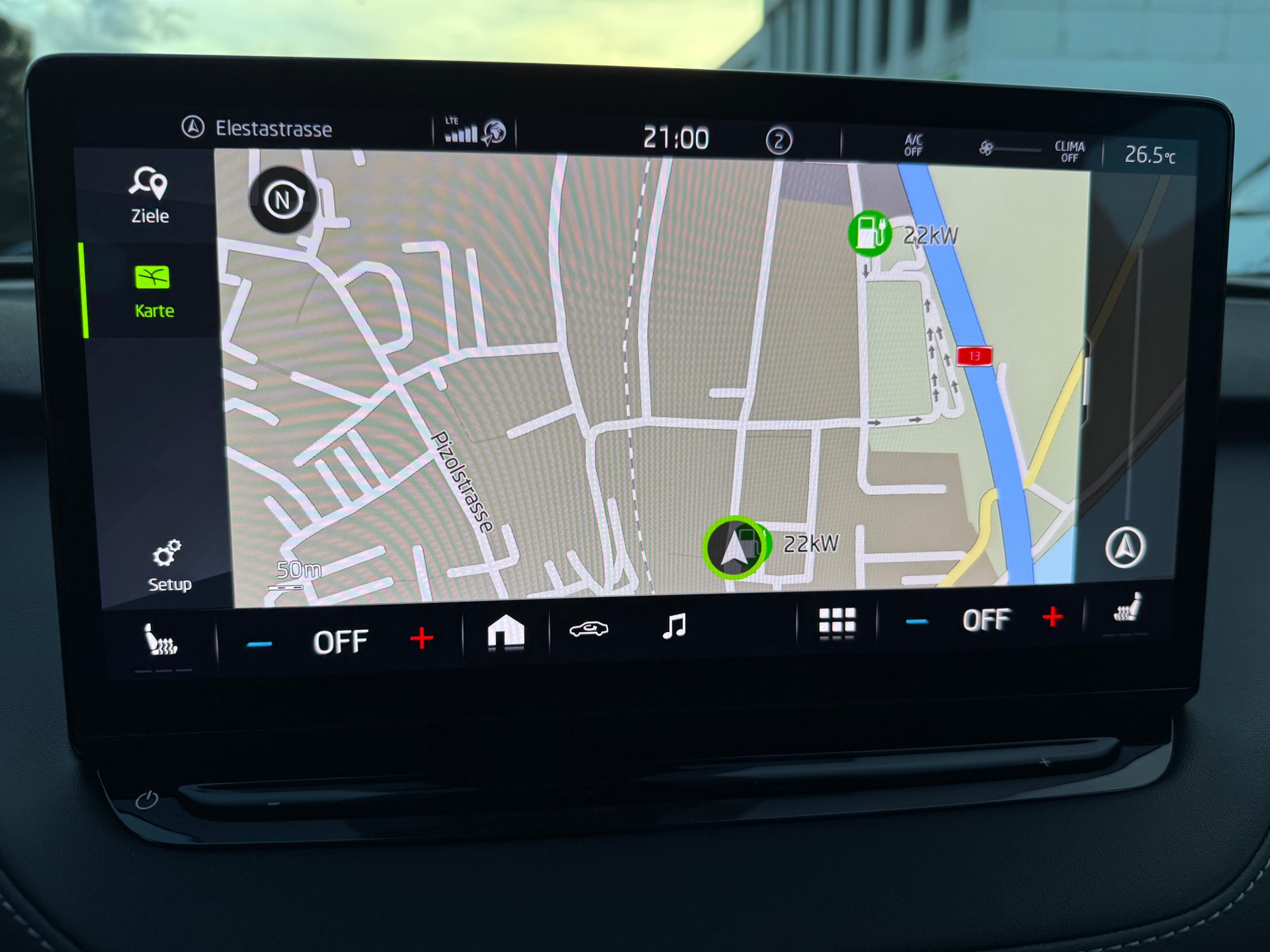 SKODA Enyaq iV 80x SportLine-image-14