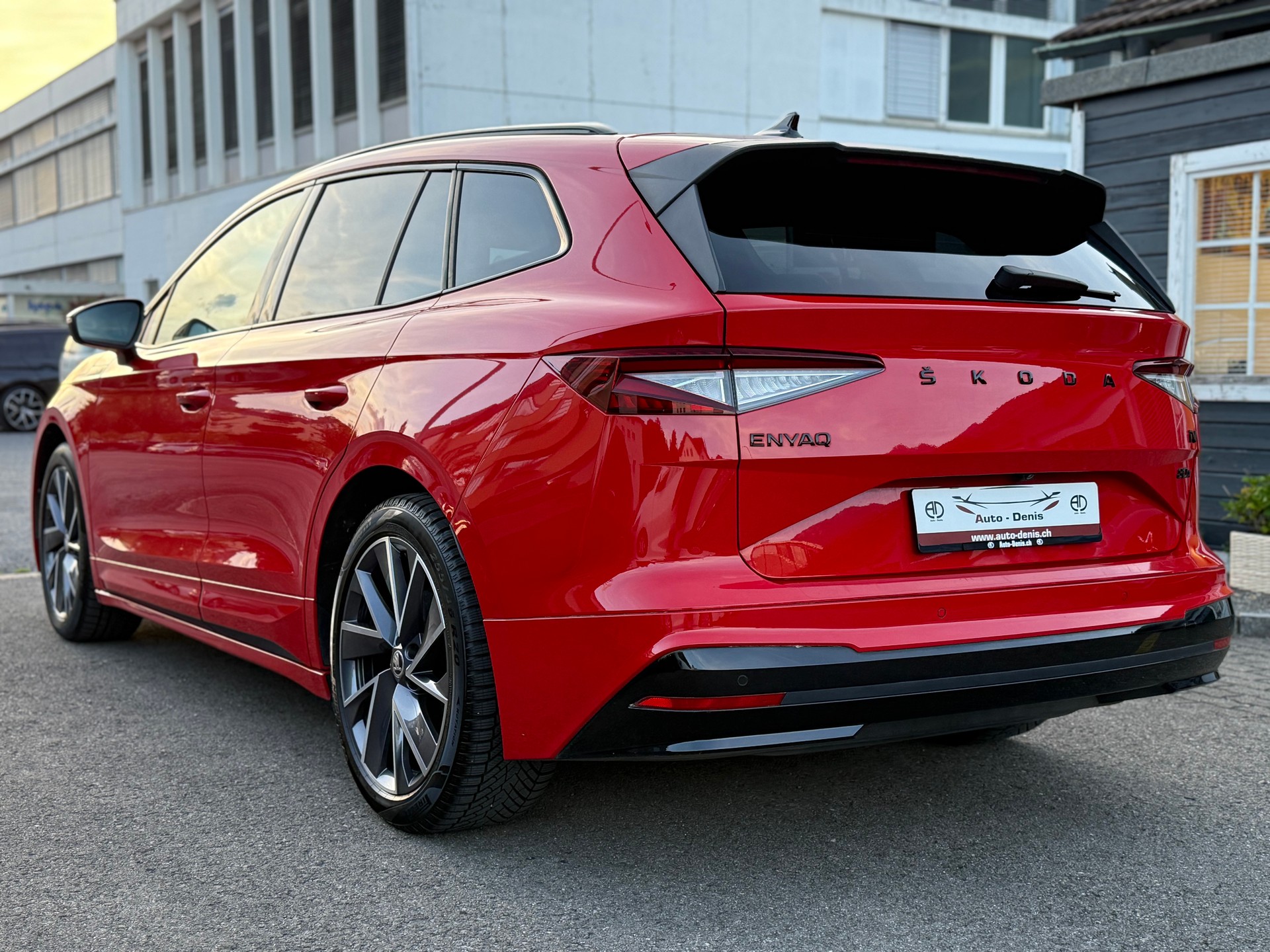 SKODA Enyaq iV 80x SportLine-image-5