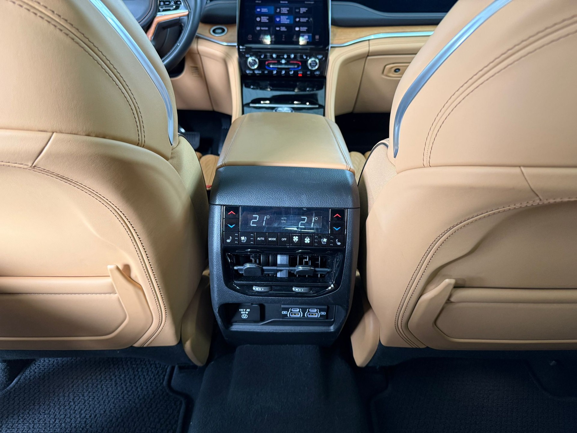 JEEP Grand Cherokee L Summit Reserve 5.7 Hemi 4x4-image-13