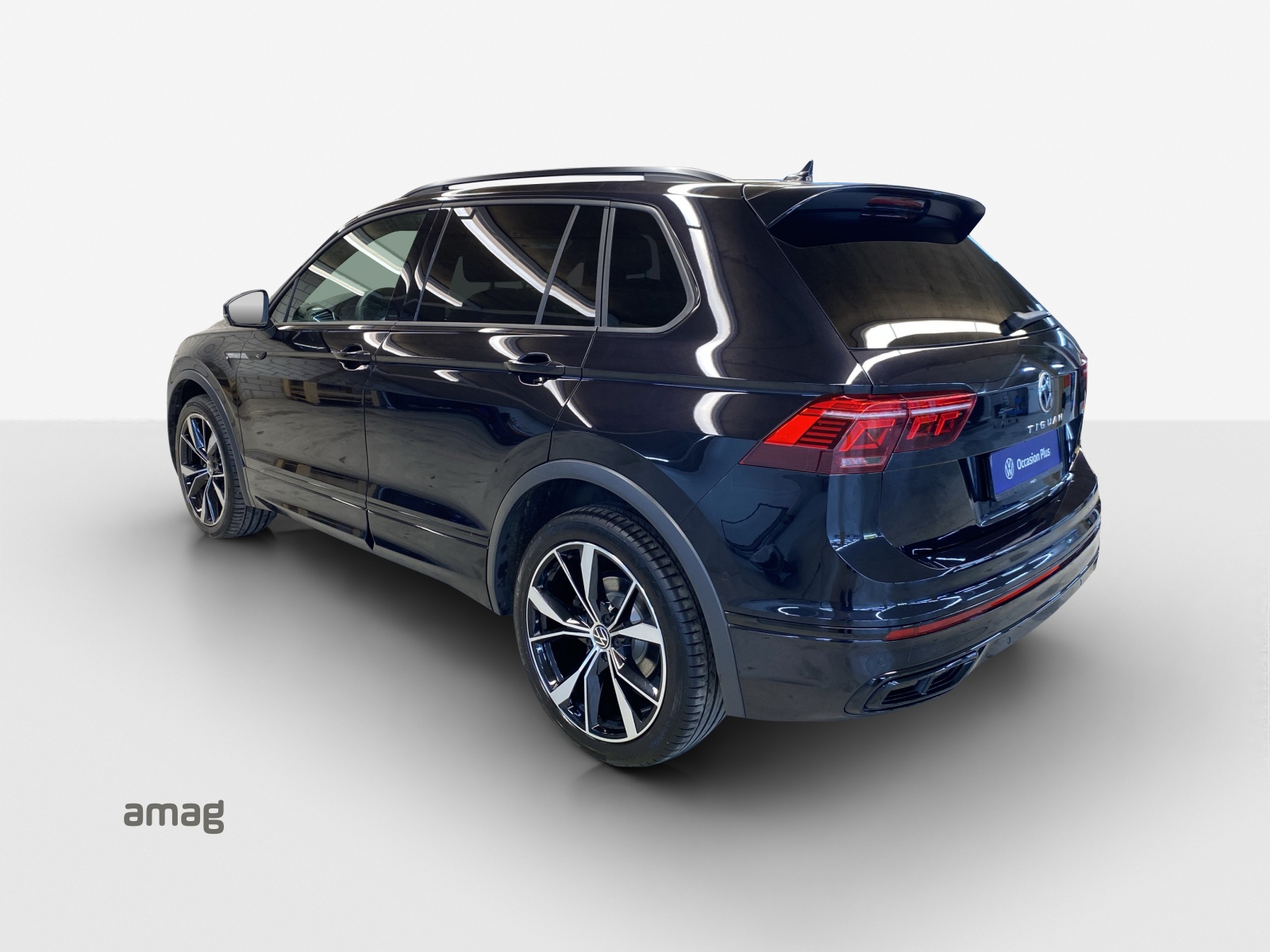 VW Tiguan 2.0TSI R-Line 4Motion DSG-image-2