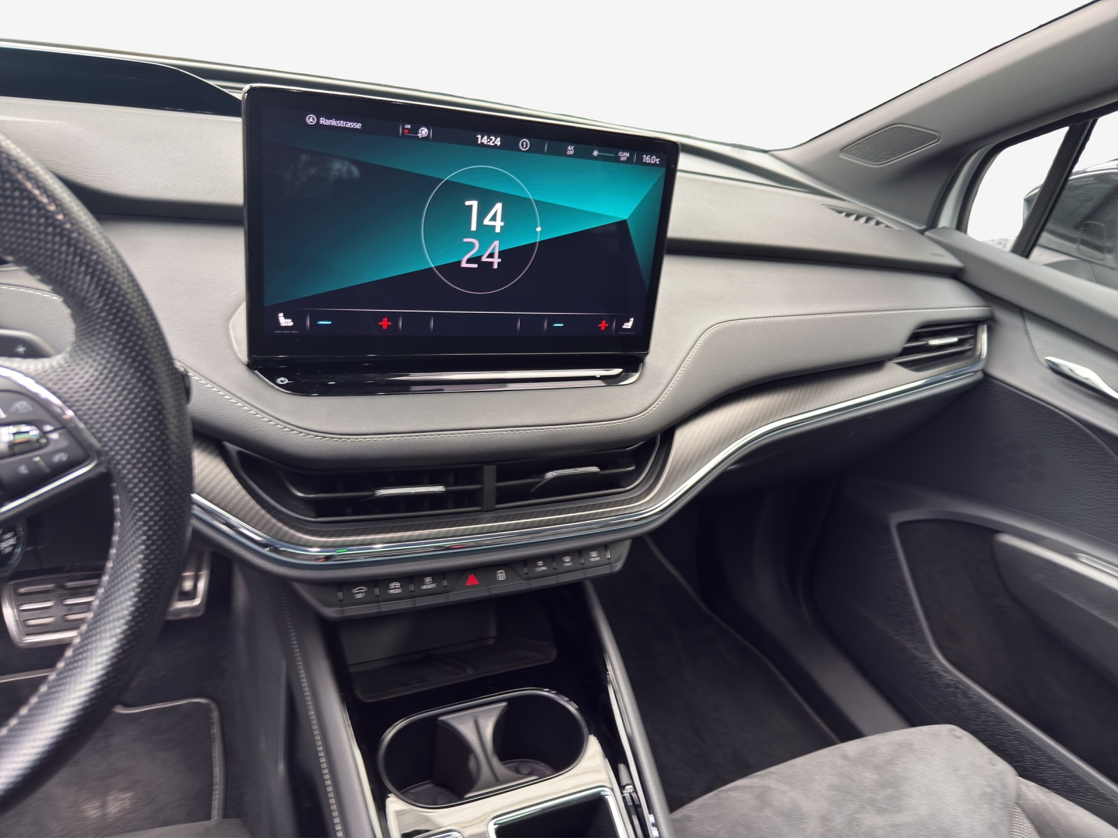 SKODA Enyaq iV 80x SportLine-image-10