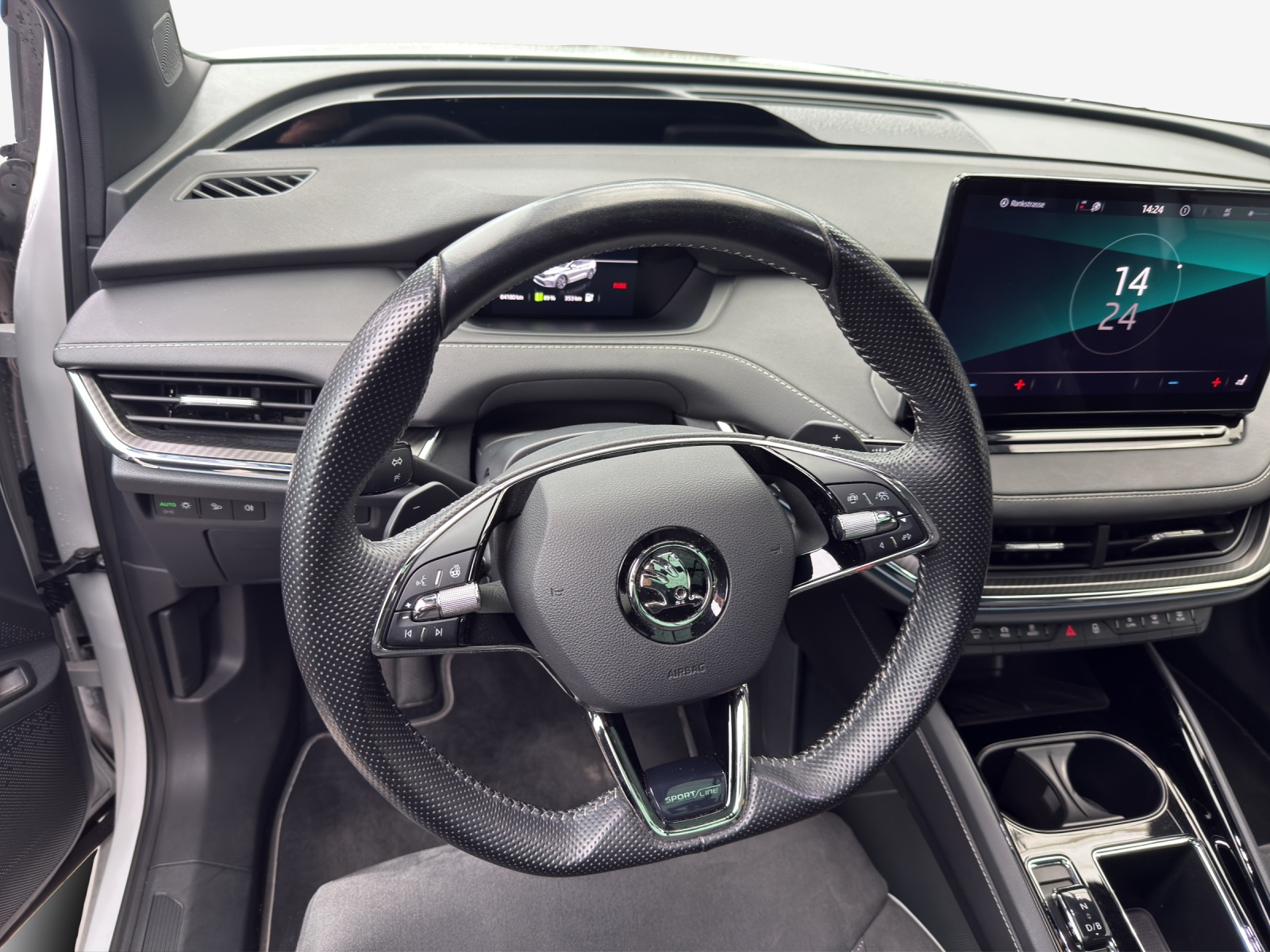 SKODA Enyaq iV 80x SportLine-image-9