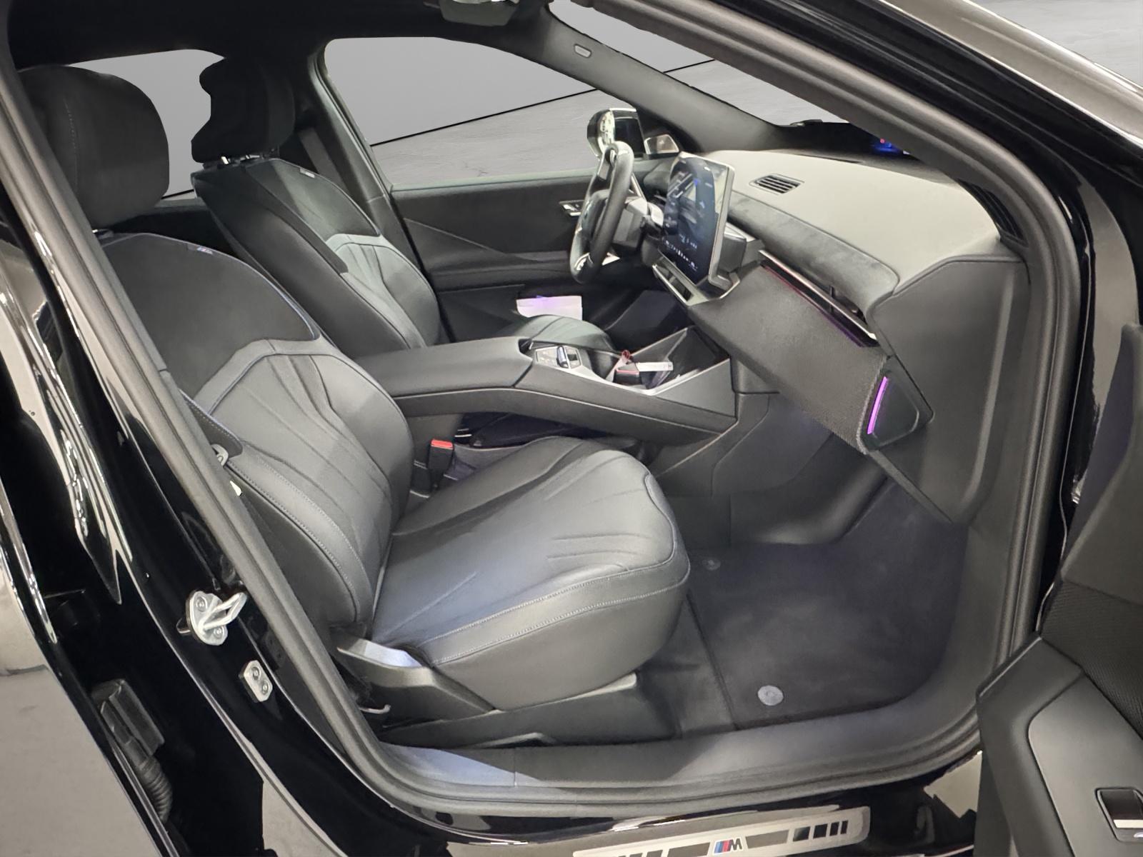 BMW iX3 50 xDrive-image-14