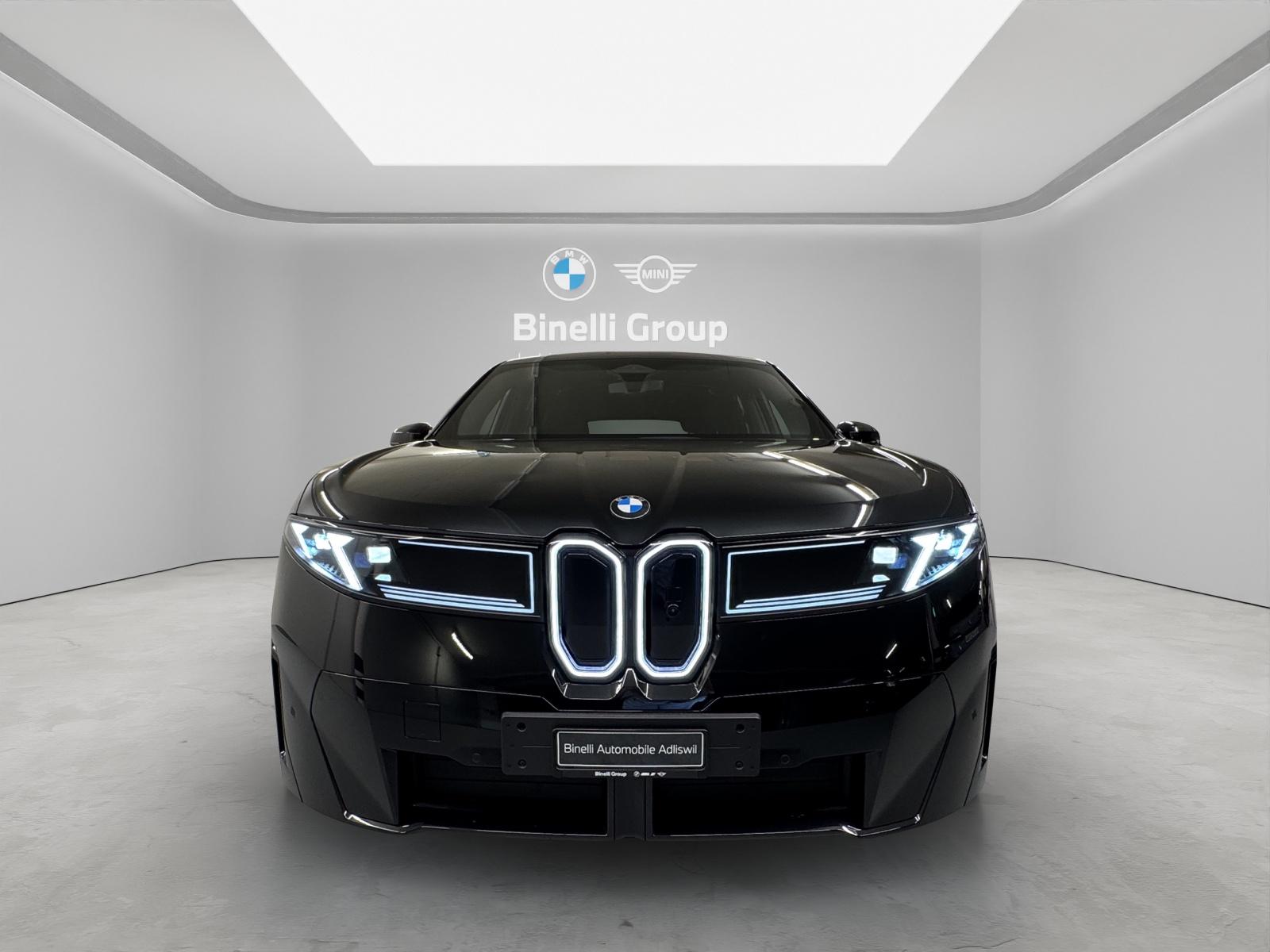 BMW iX3 50 xDrive-image-7