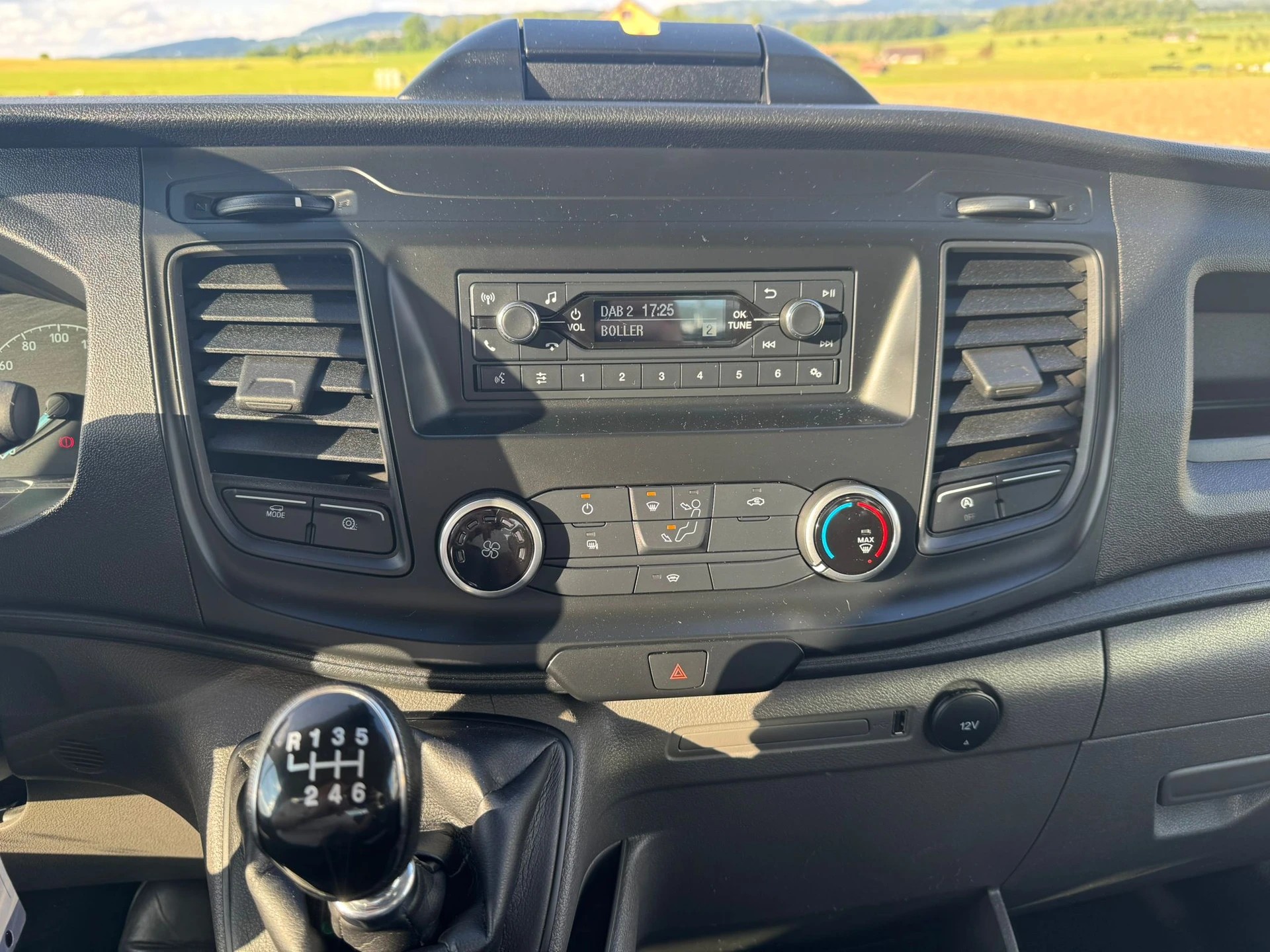 FORD Transit 350 L2 2.0 TDCi 130 HD Kipper-image-12