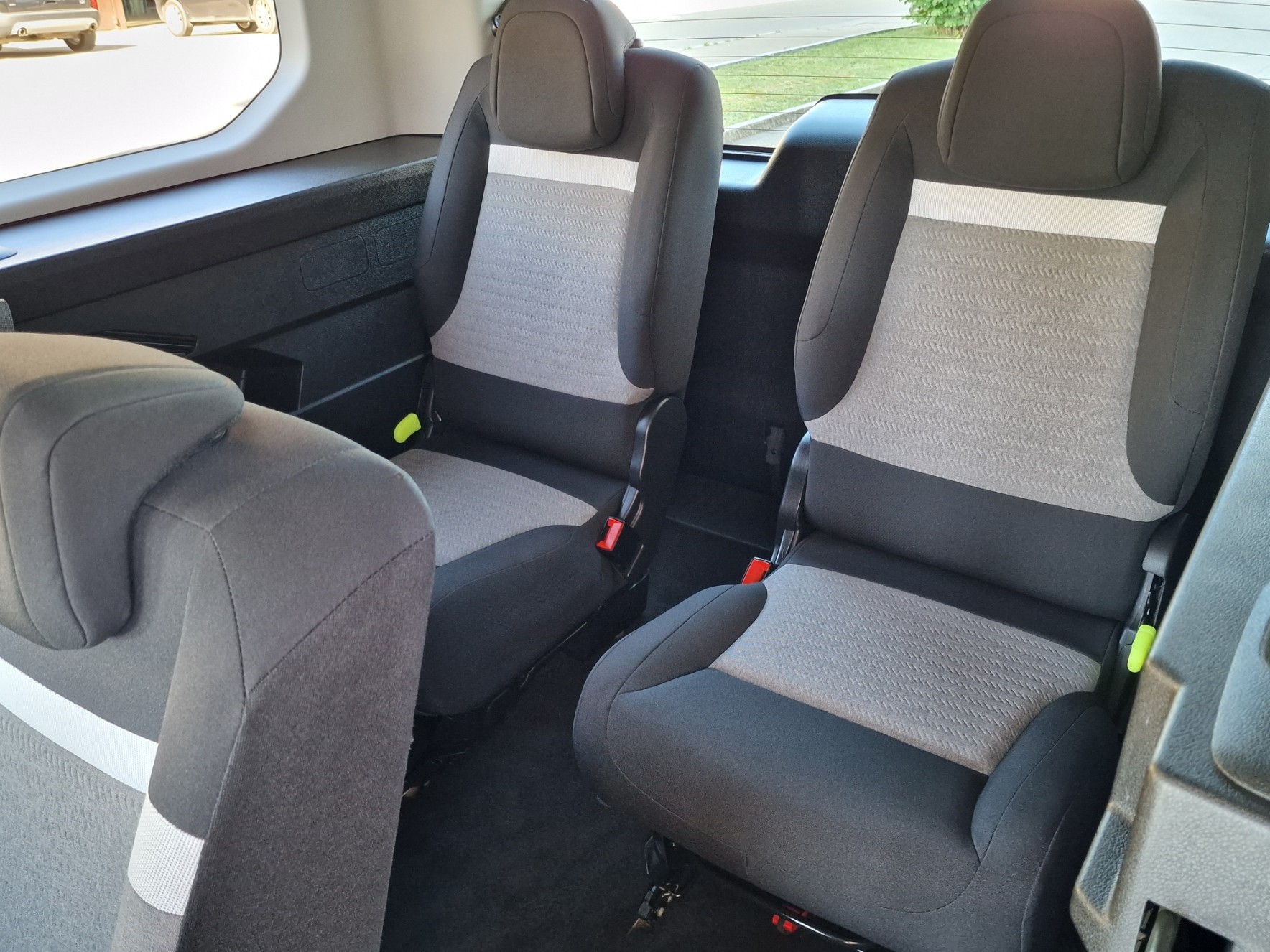 CITROEN Berlingo XL 1.5 BlueHDi 7 Plätze Max EAT8-image-13