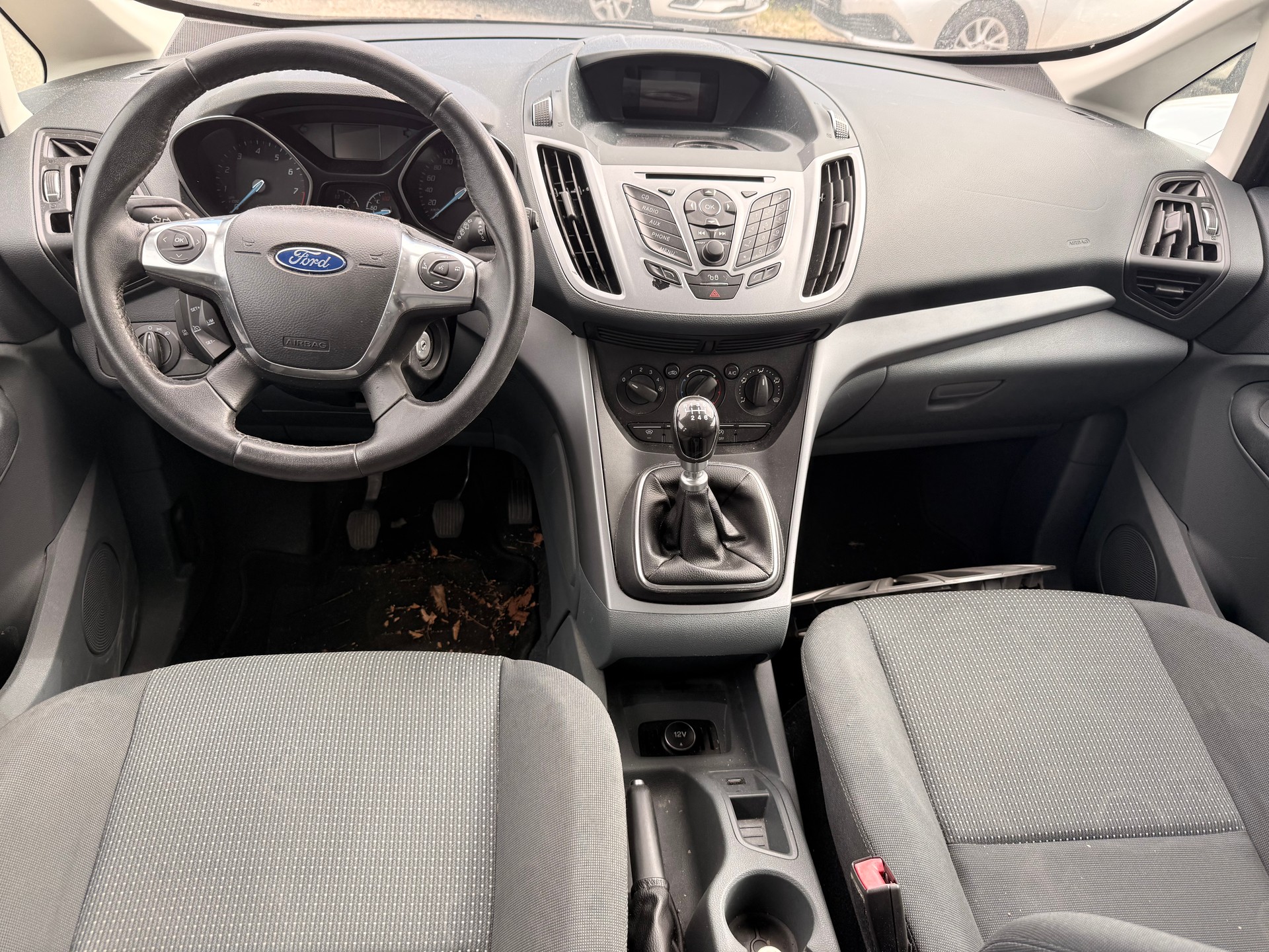 FORD C-Max 1.0 SCTi Titanium-image-7