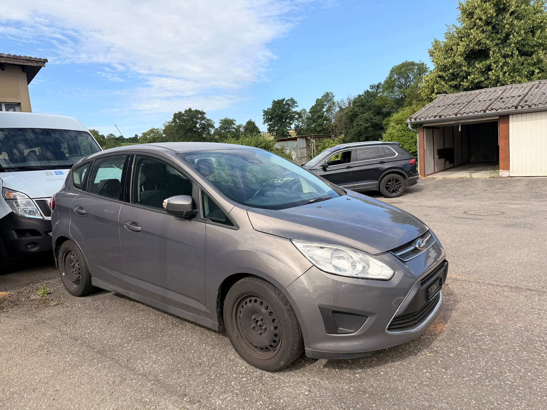 FORD C-Max 1.0 SCTi Titanium-image-2
