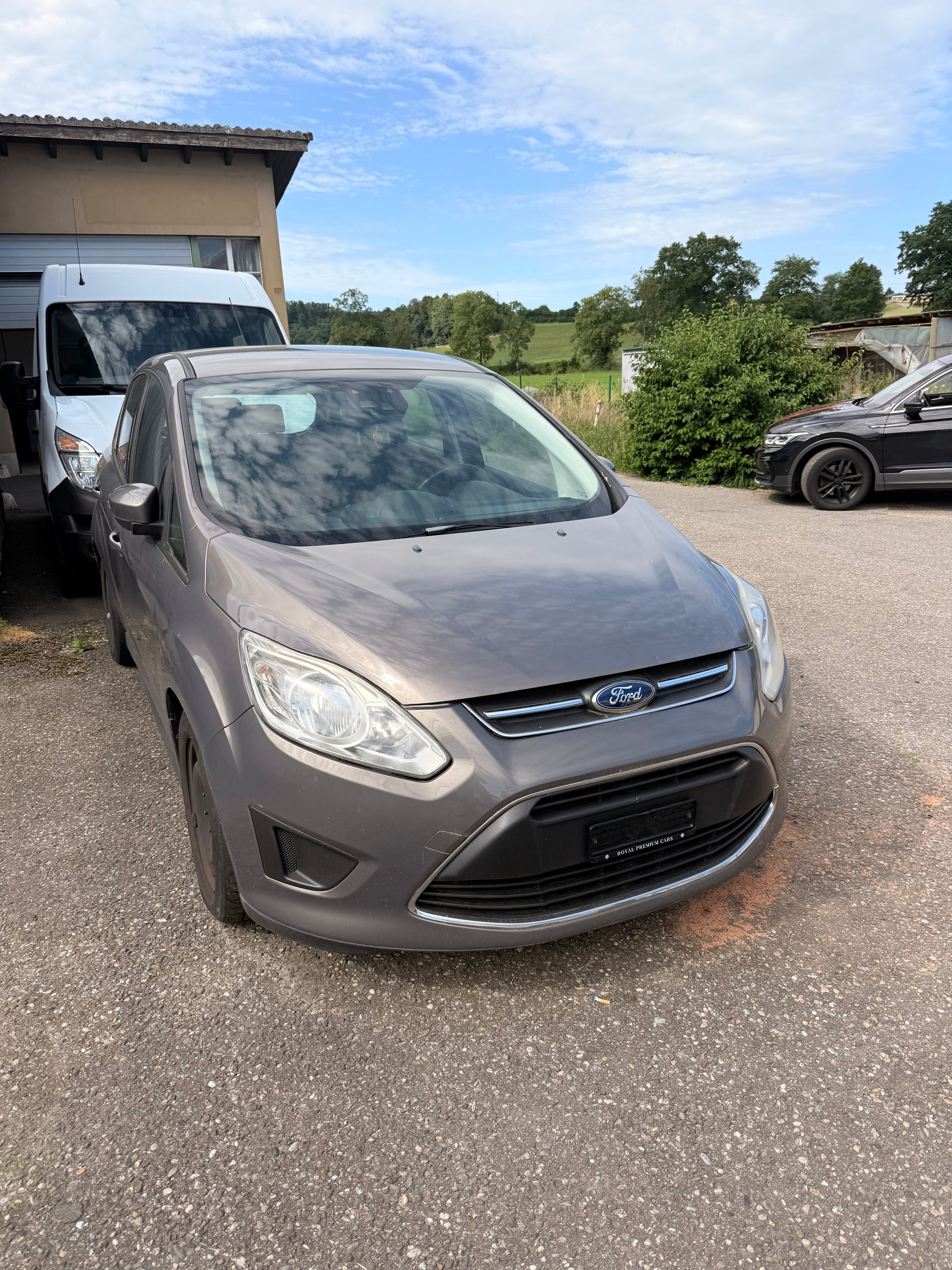 FORD C-Max 1.0 SCTi Titanium-image-1