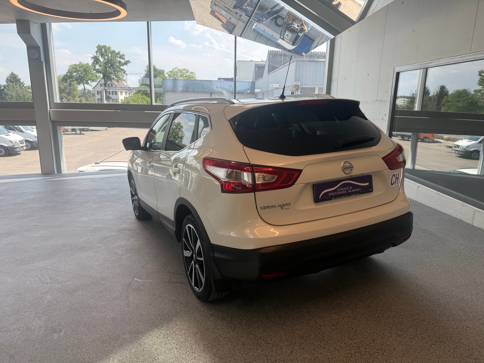 NISSAN Qashqai 1.6 dCi N-Connecta Xtronic CVT-image-5