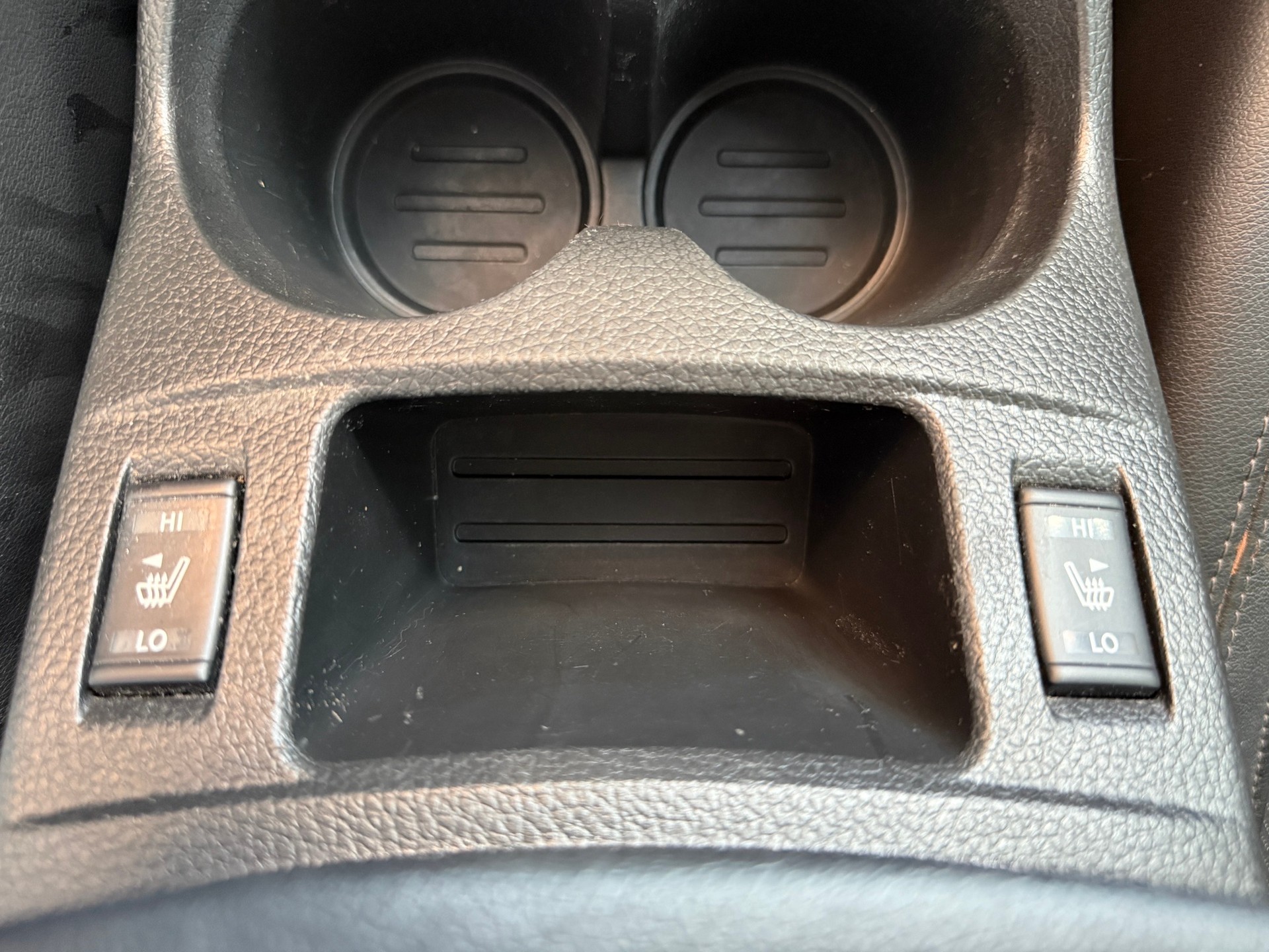 NISSAN Qashqai 1.6 dCi N-Connecta Xtronic CVT-image-24